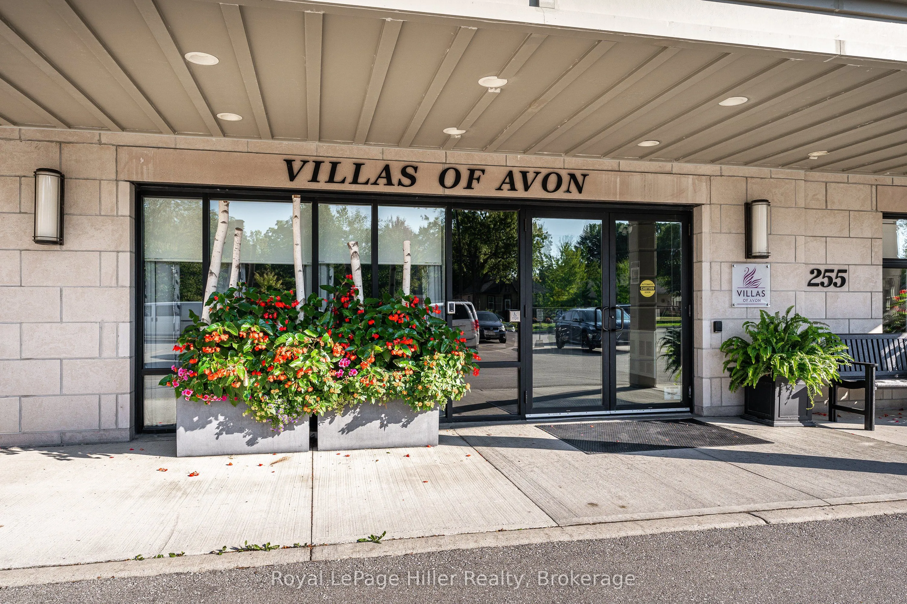 255 John Street, #111