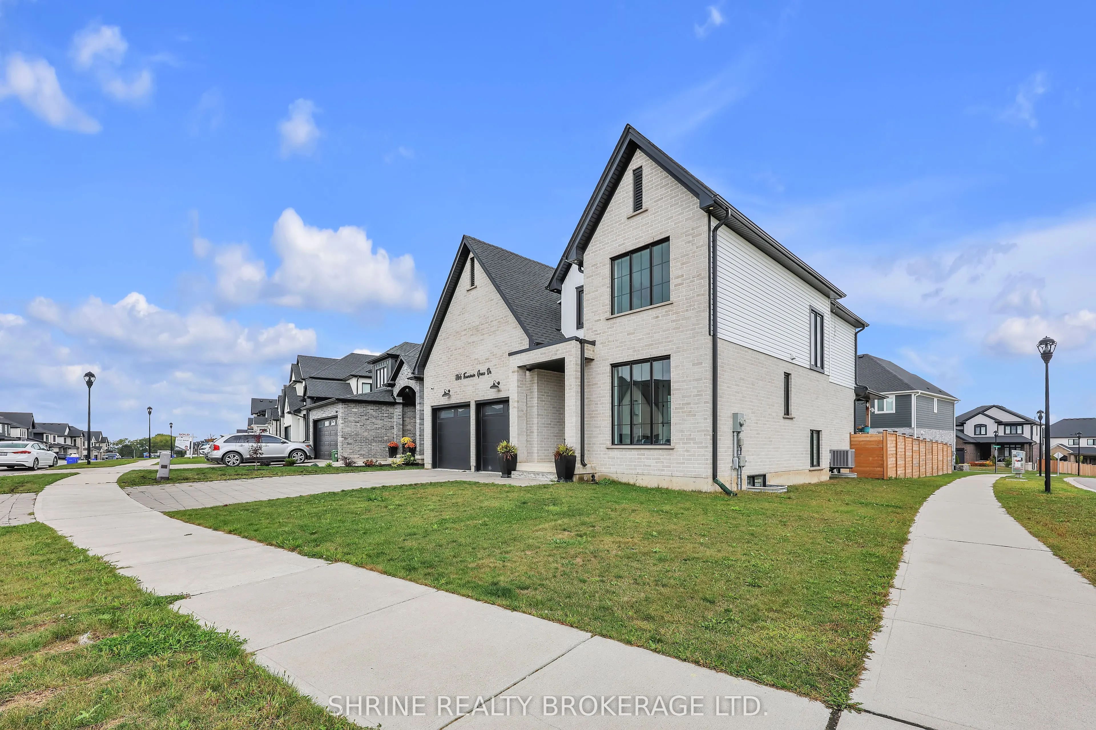 1866 Fountain Grass Drive