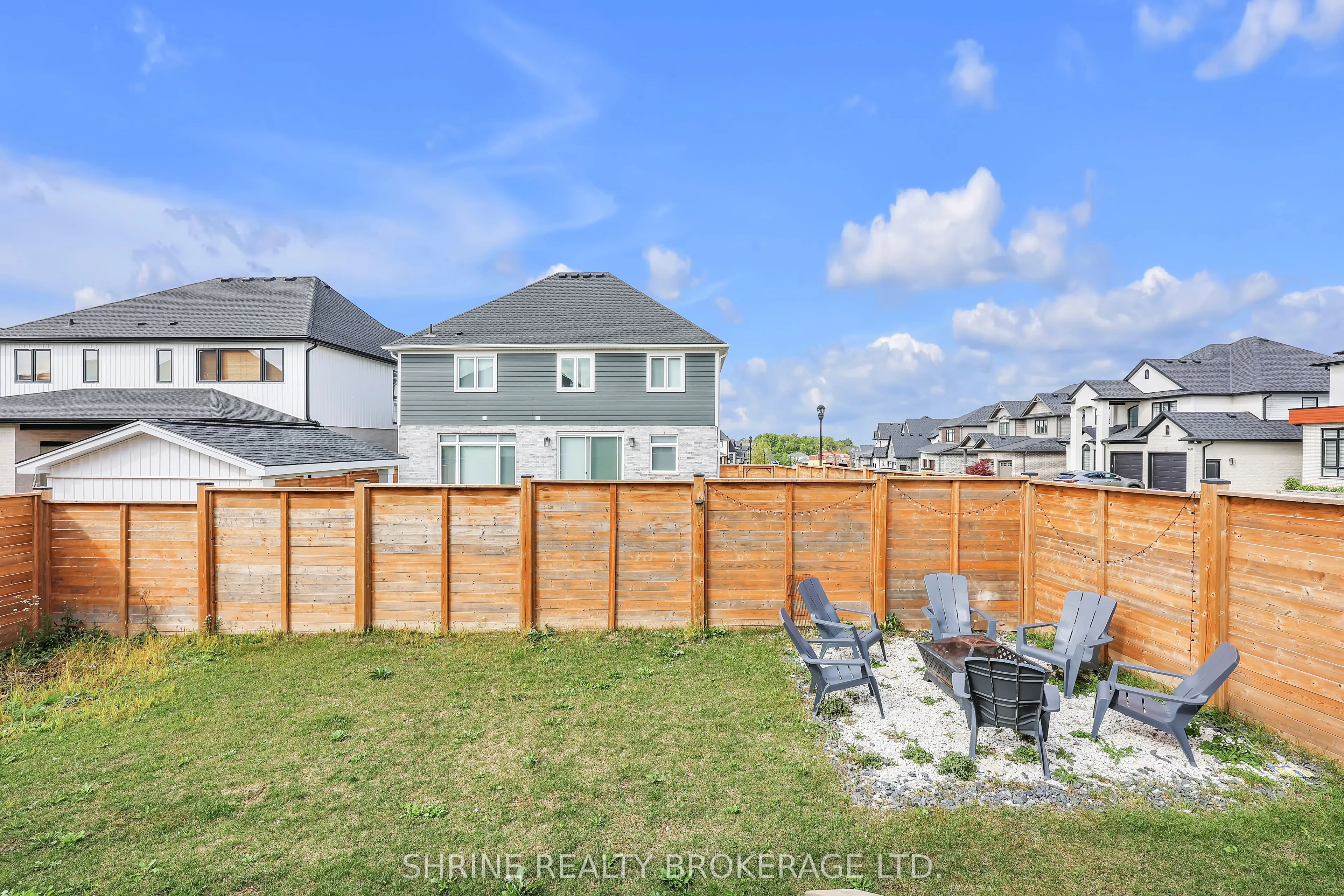 1866 Fountain Grass Drive