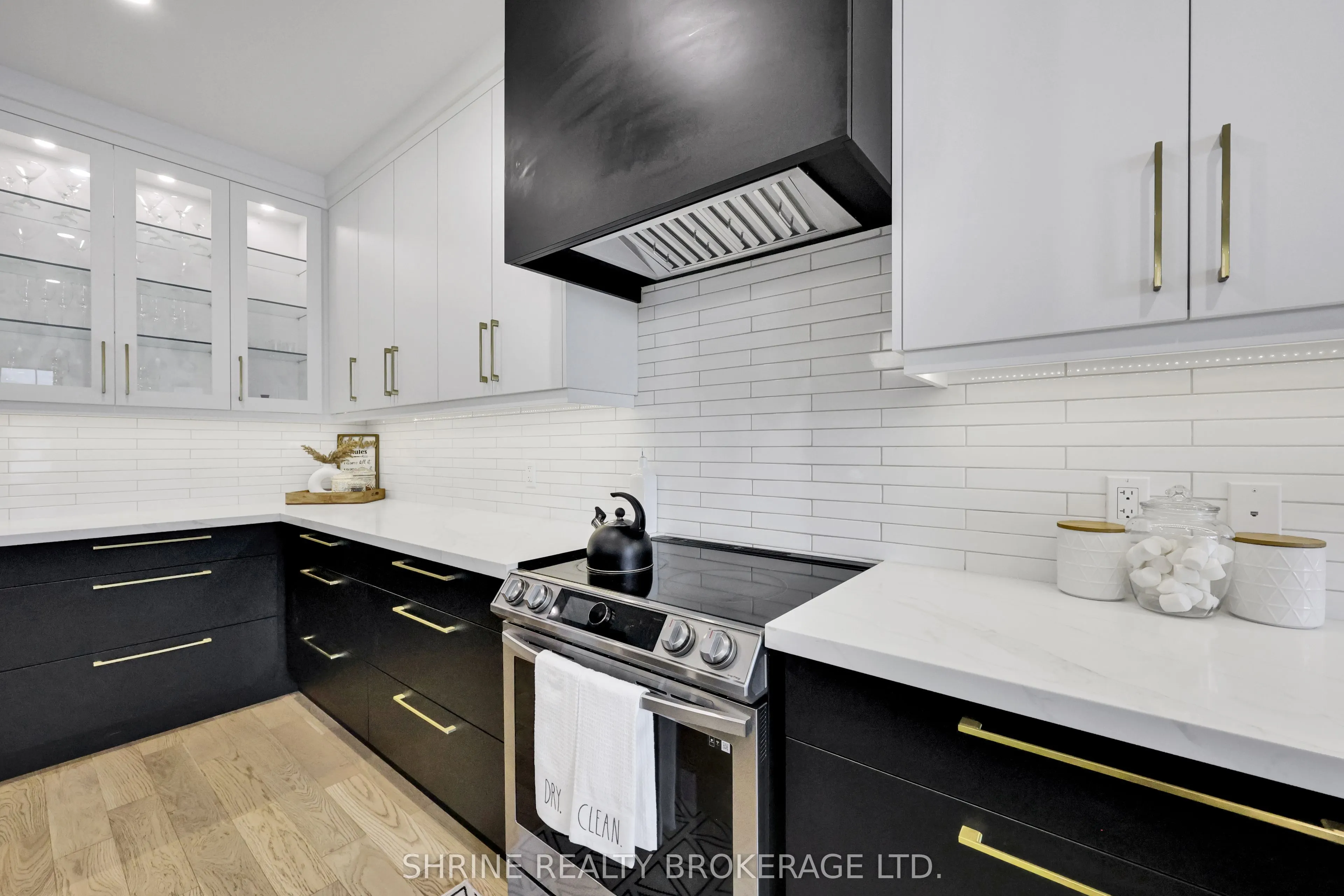 1866 Fountain Grass Drive