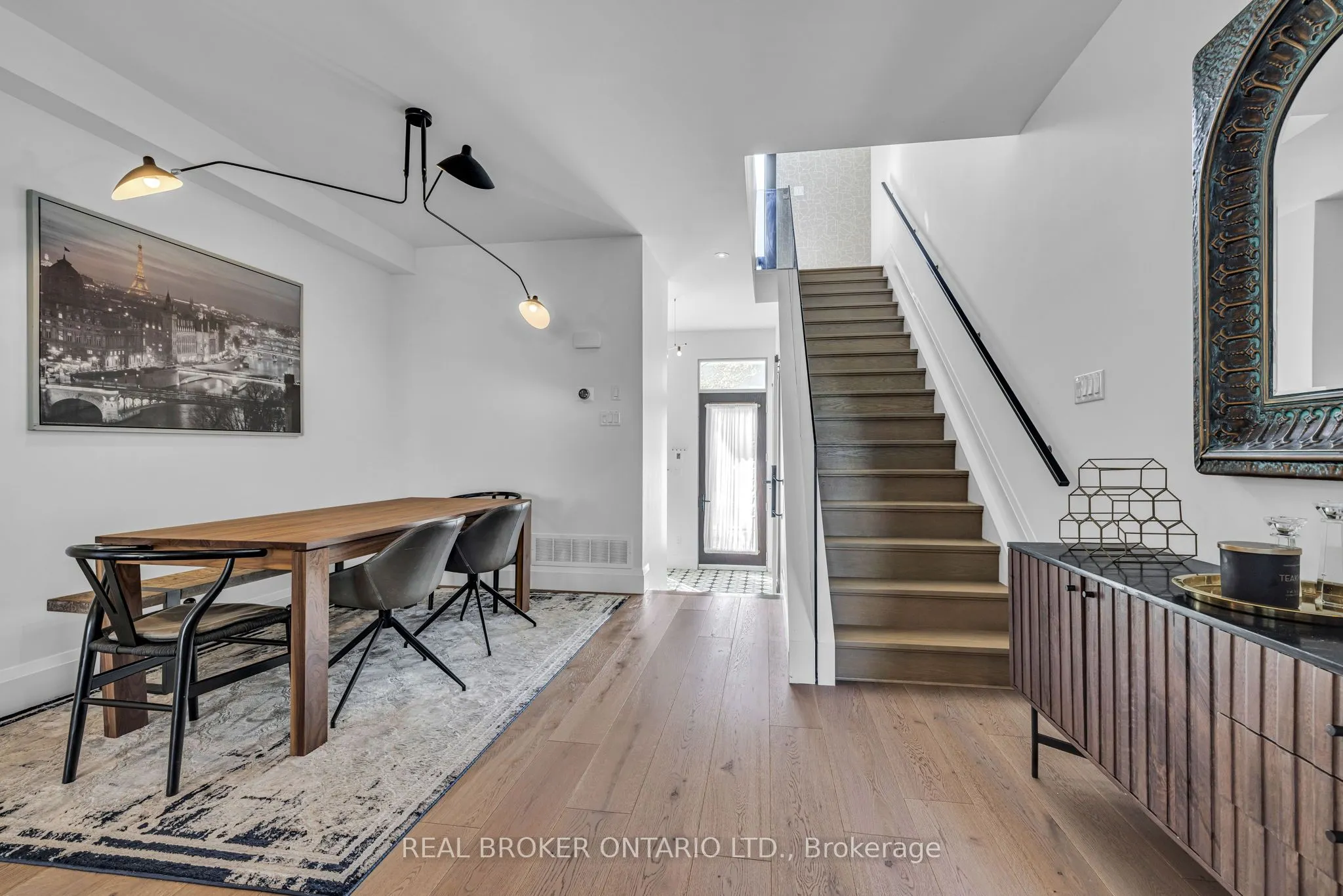 287 Dovercourt Avenue