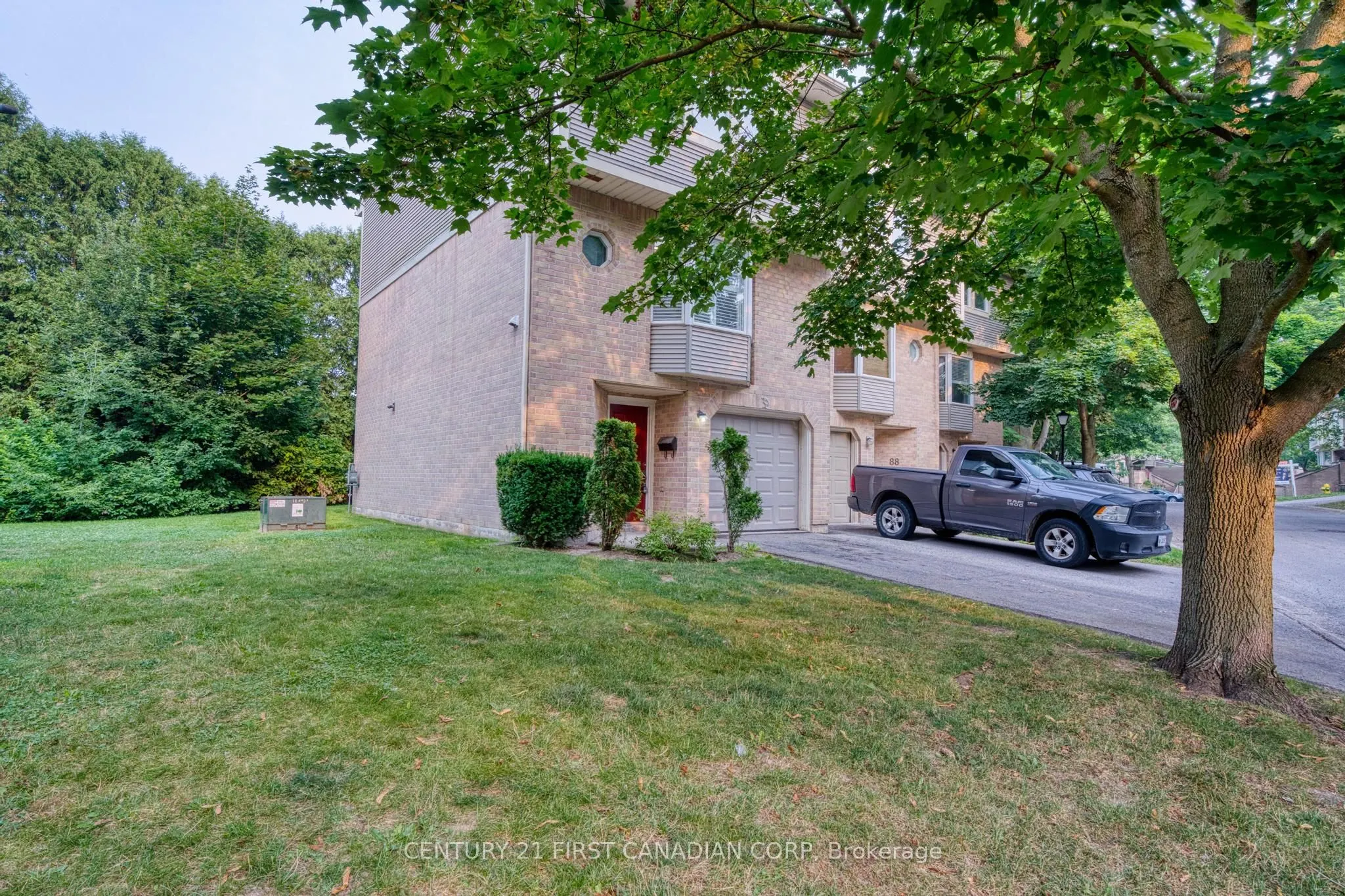 9 AILSA Place, #89