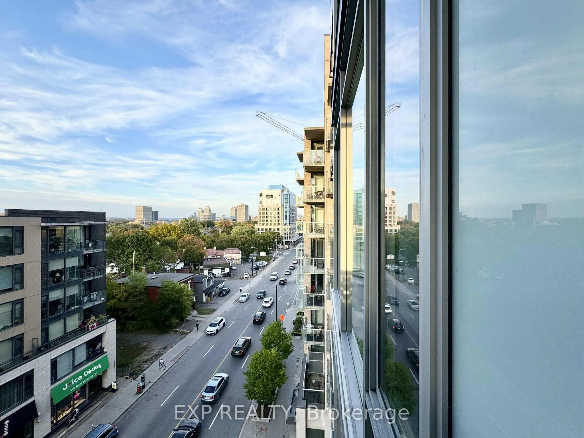98 Richmond Road, #608