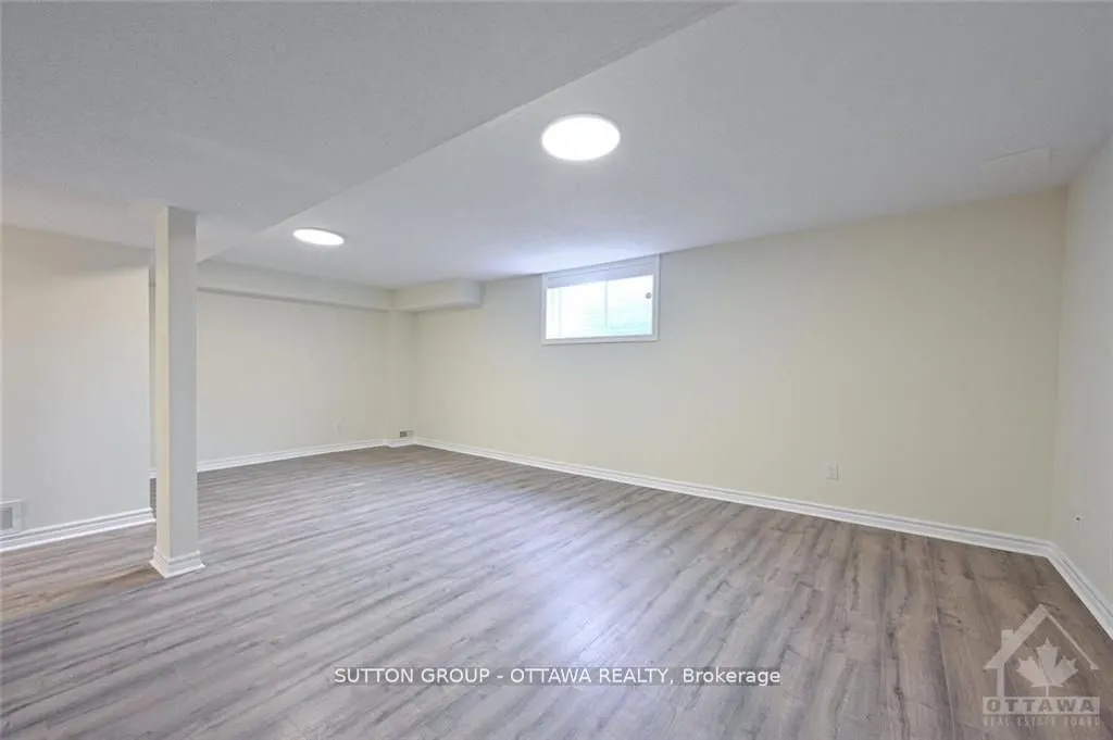 635 Clearbrook Drive