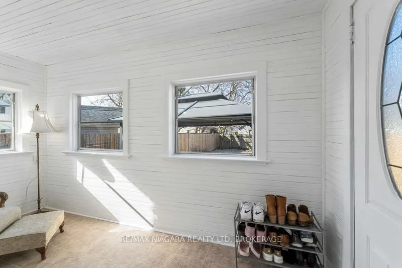 22 Bertram Street