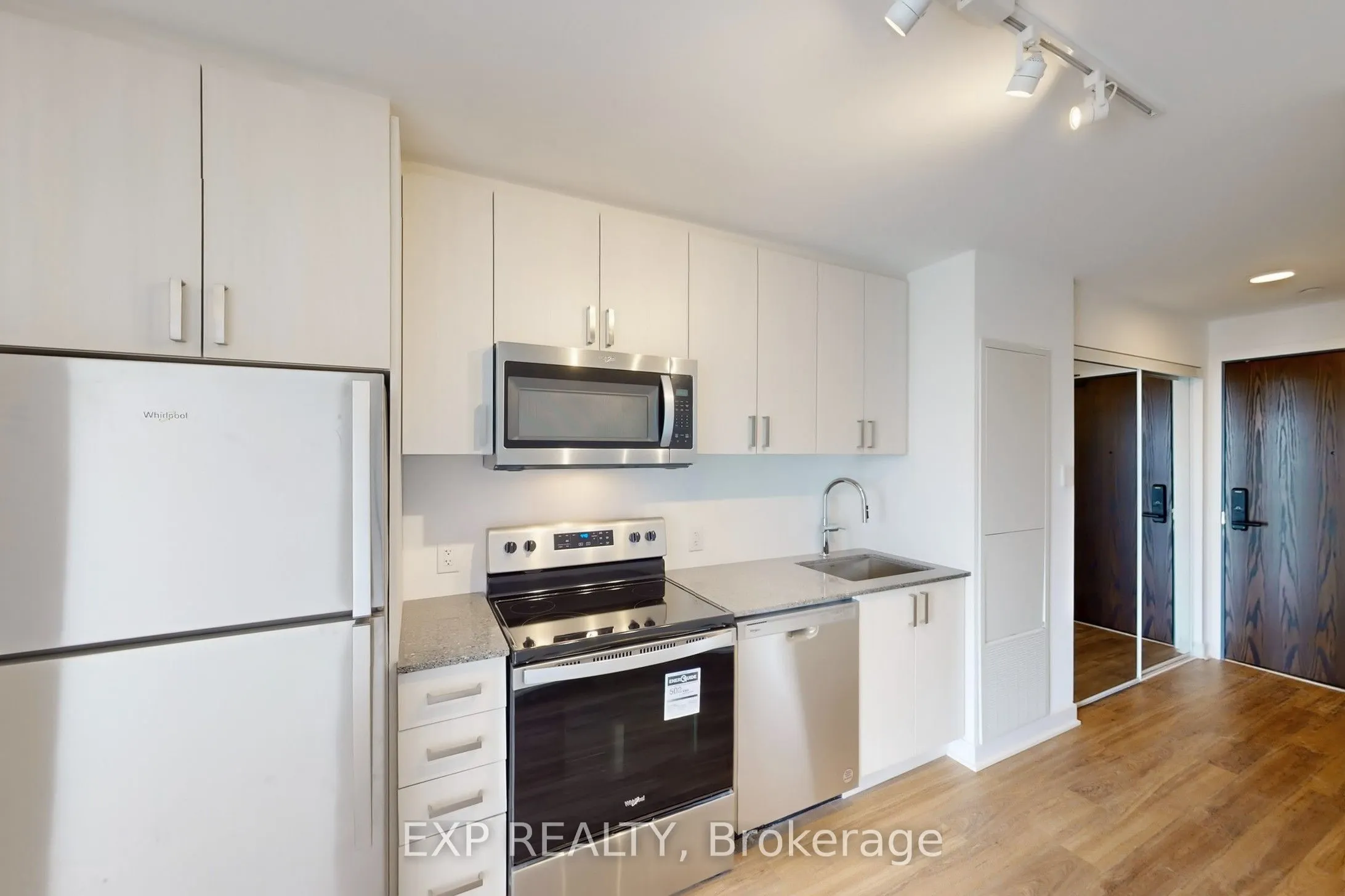 2782 Barton Street E, #919