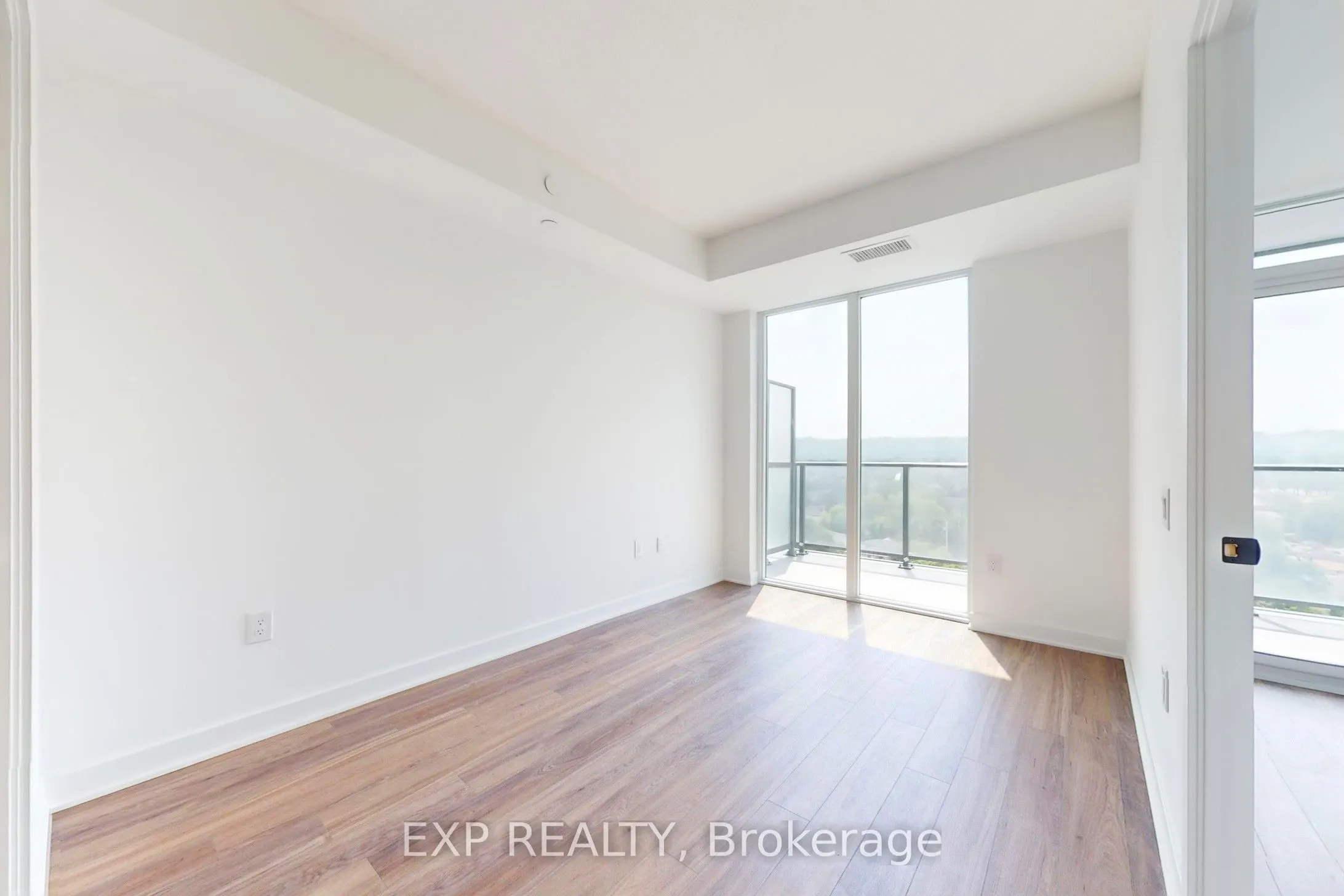 2782 Barton Street E, #919
