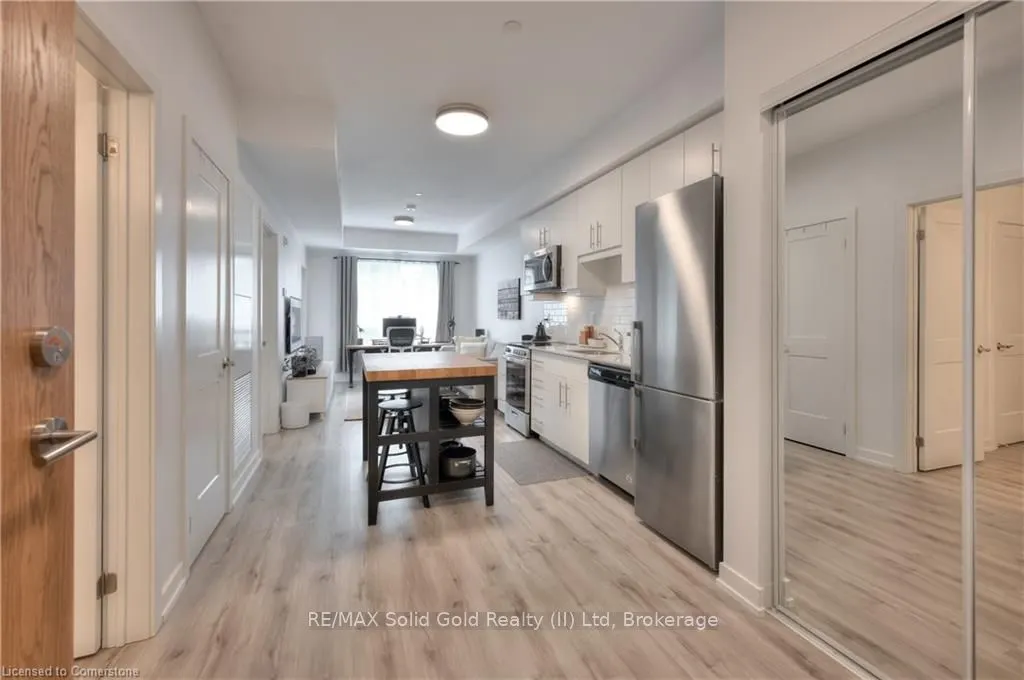 243 Northfield Drive E, #204