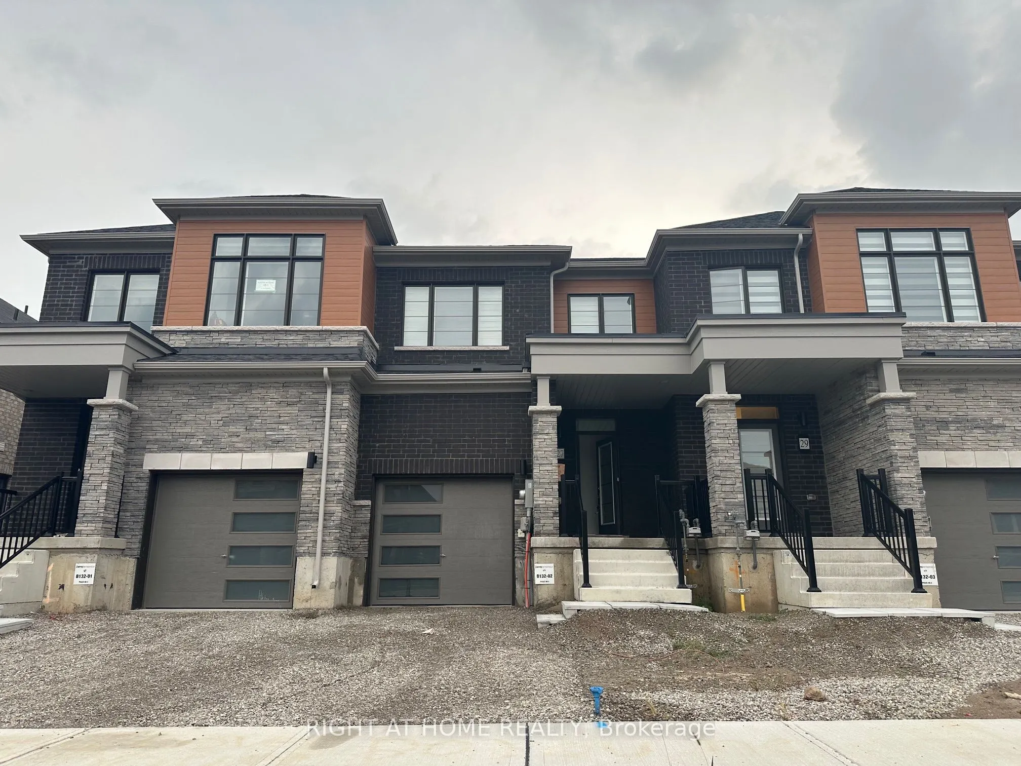 27 Amos Avenue