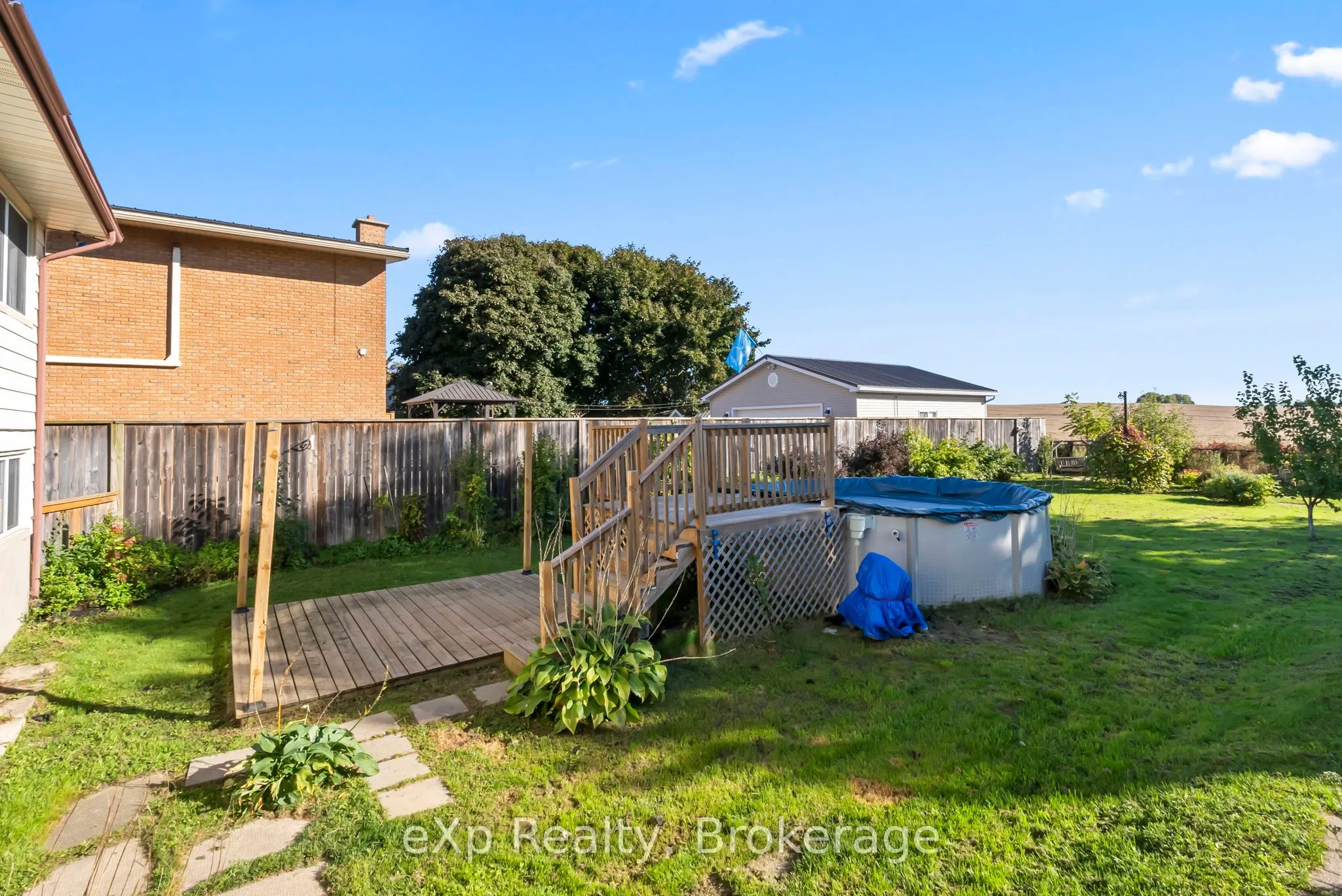 21 FAIRVIEW Drive