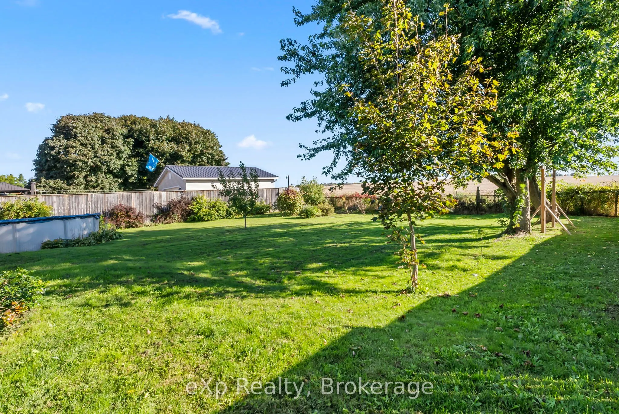 21 FAIRVIEW Drive