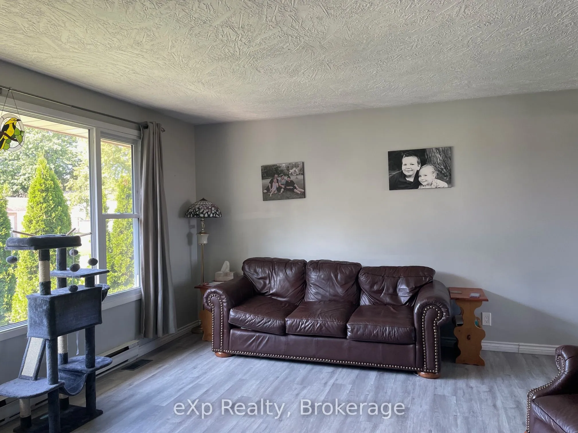 21 FAIRVIEW Drive