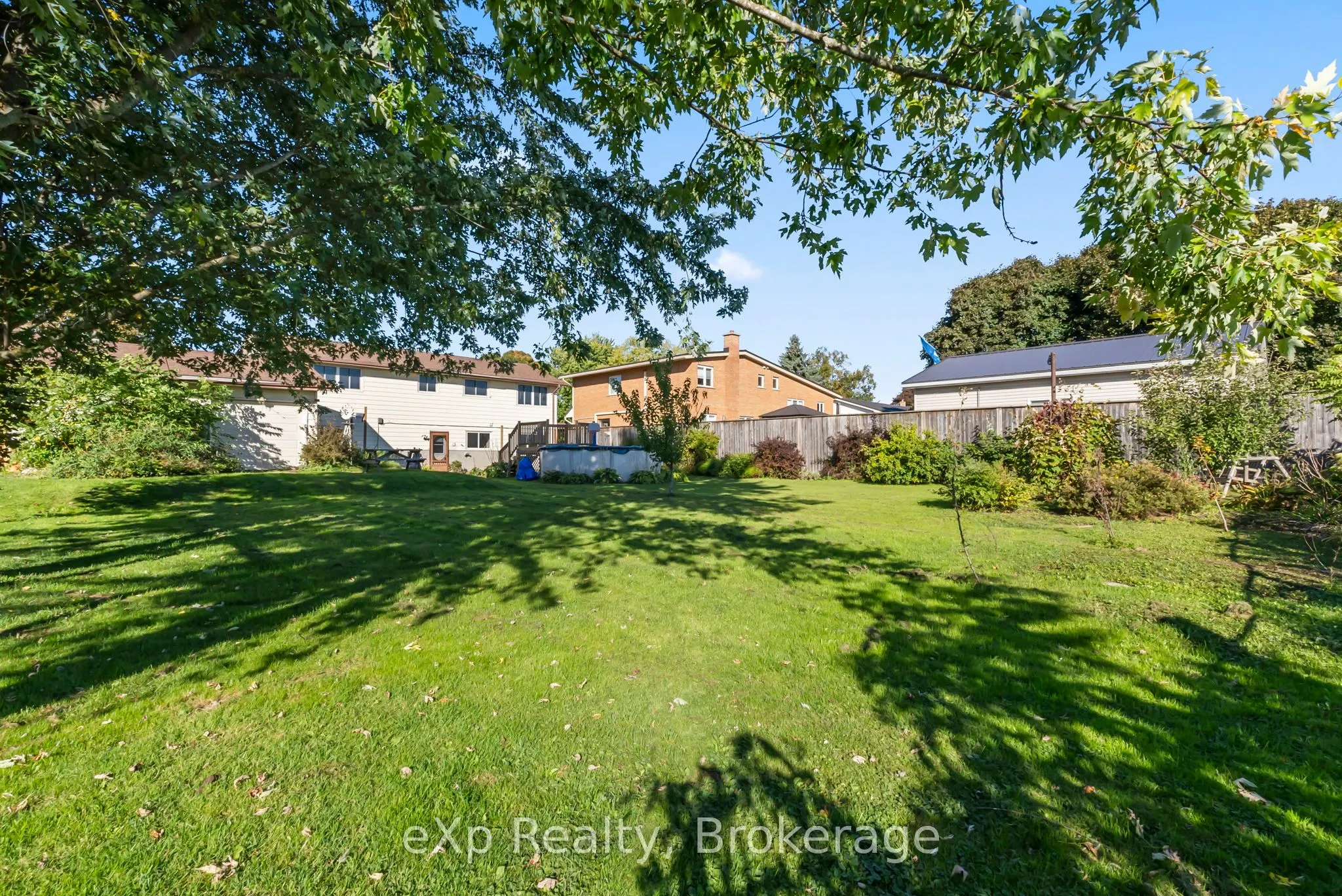 21 FAIRVIEW Drive