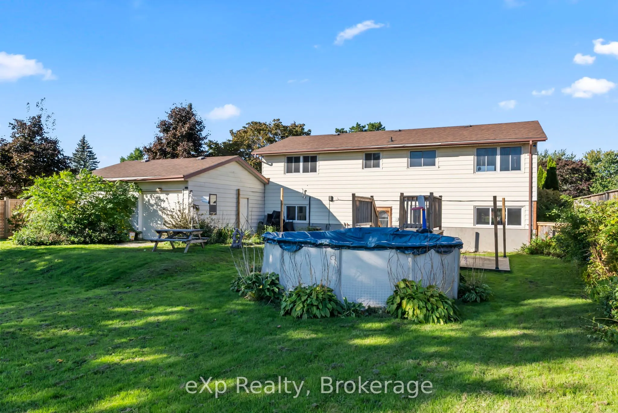 21 FAIRVIEW Drive