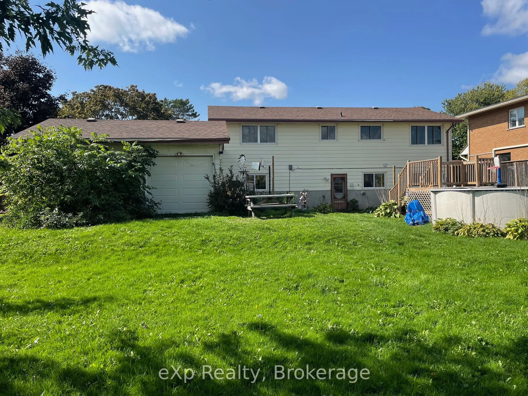 21 FAIRVIEW Drive