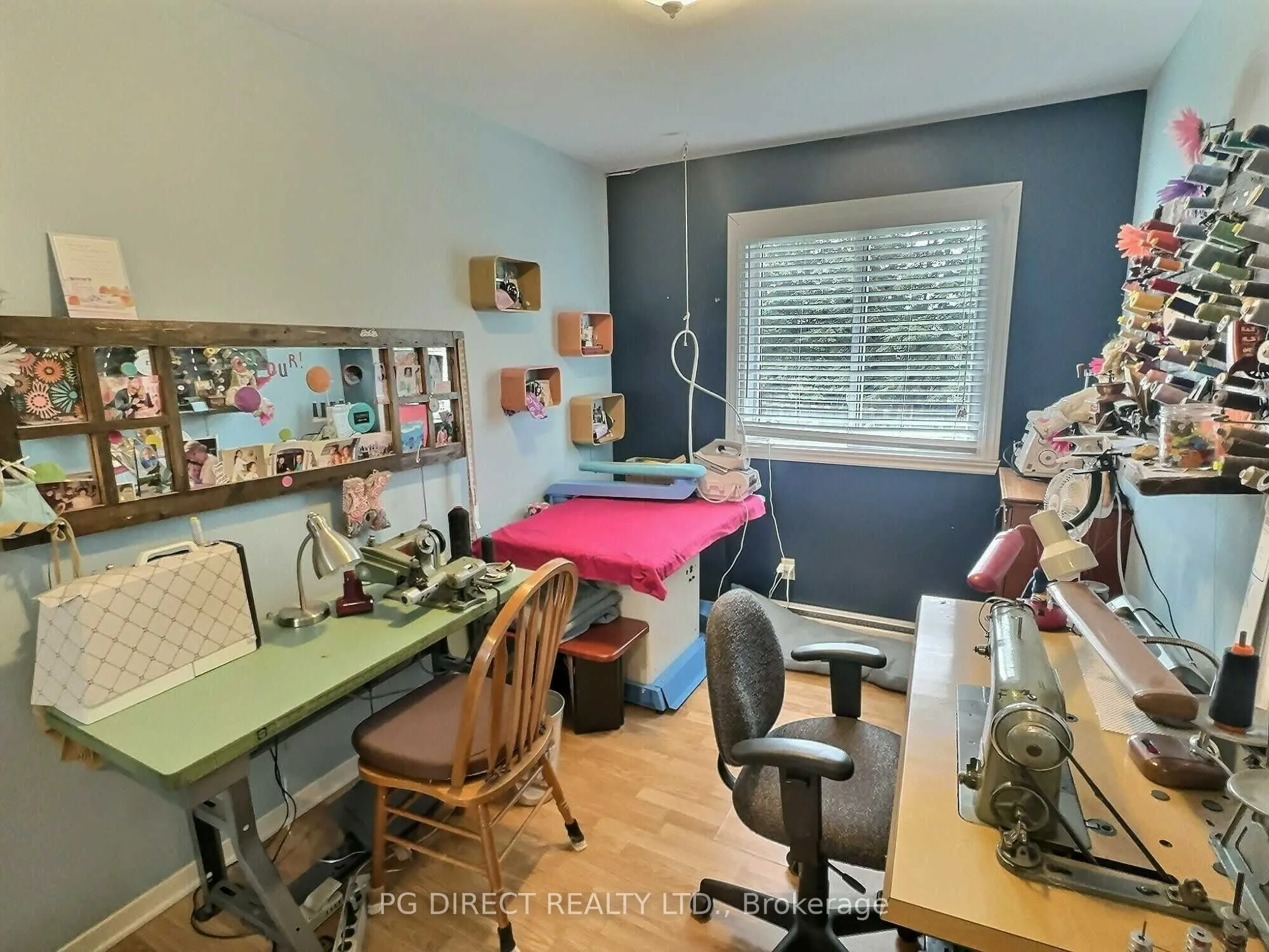 217A Mckenzie Street W