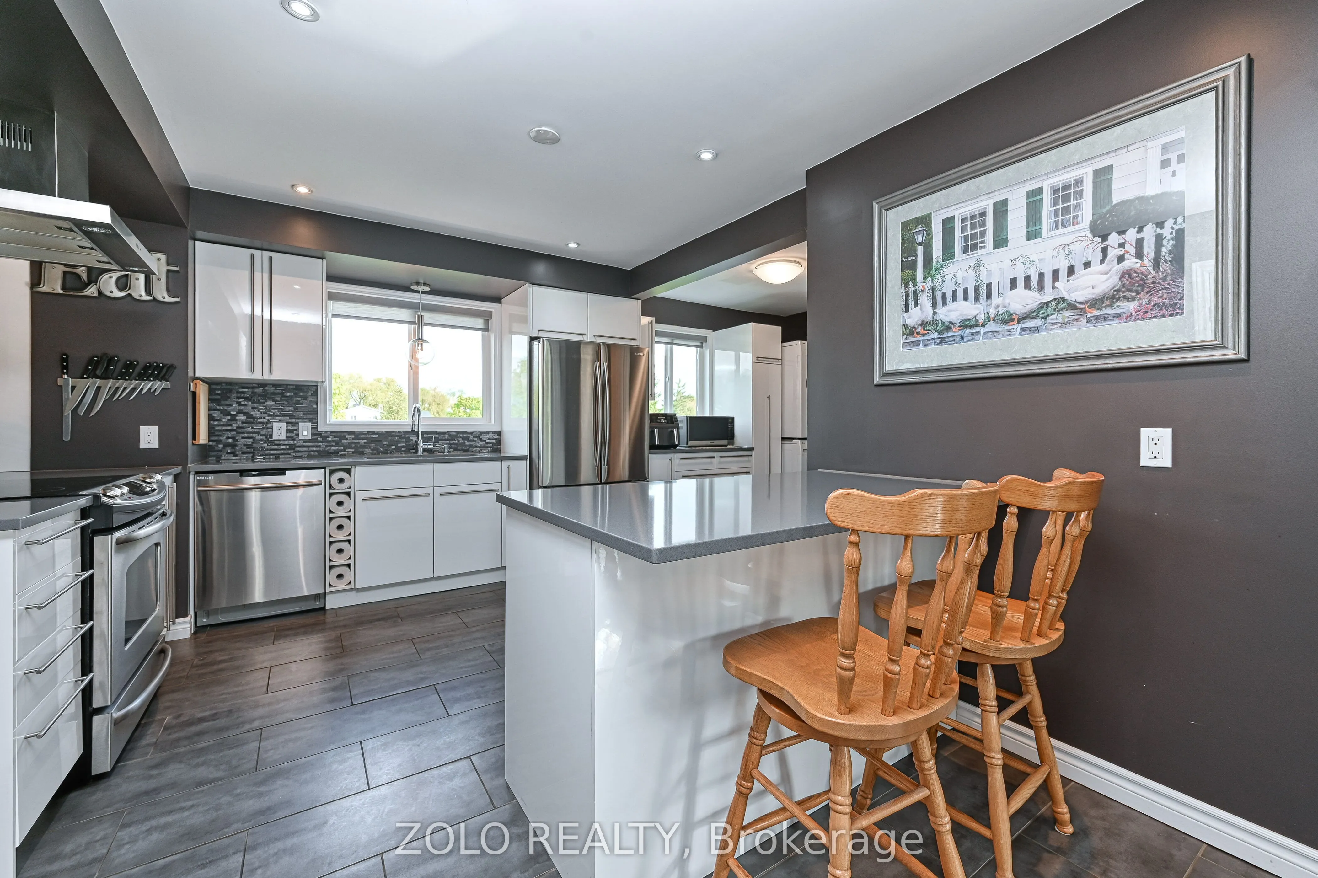 2 Cambridge Court