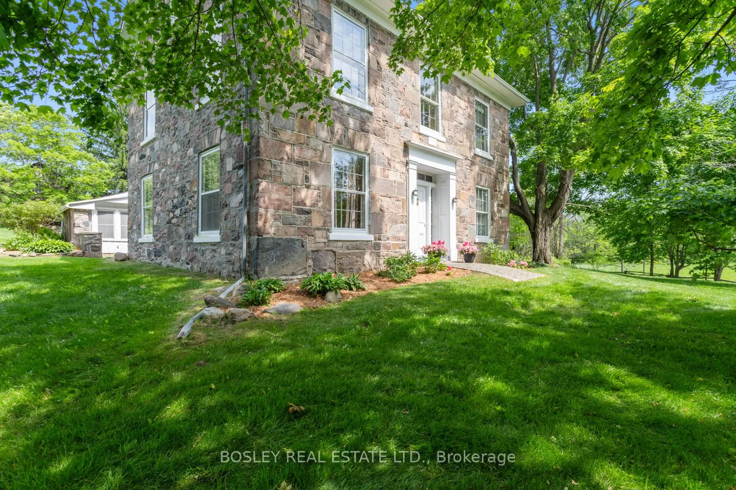 2247 Van Luven Road