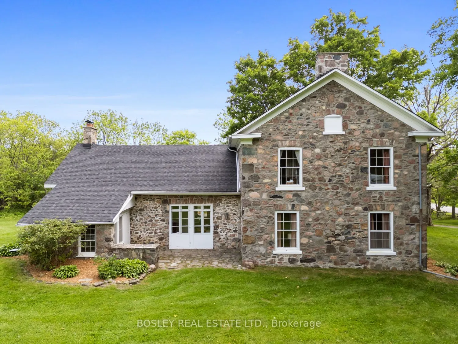 2247 Van Luven Road