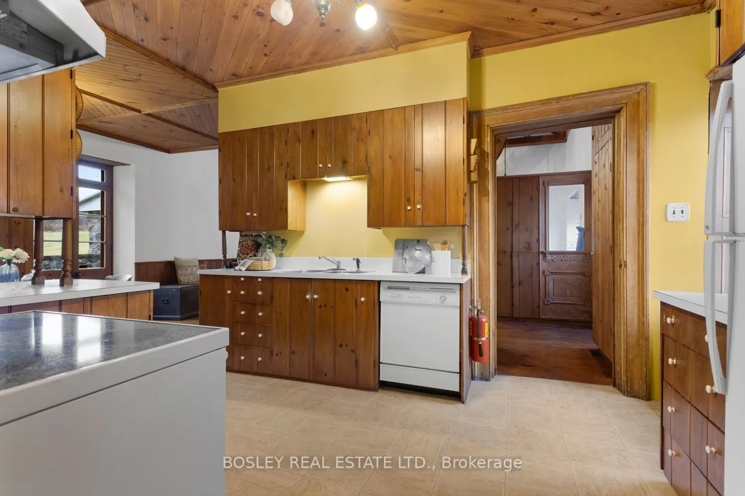 2247 Van Luven Road