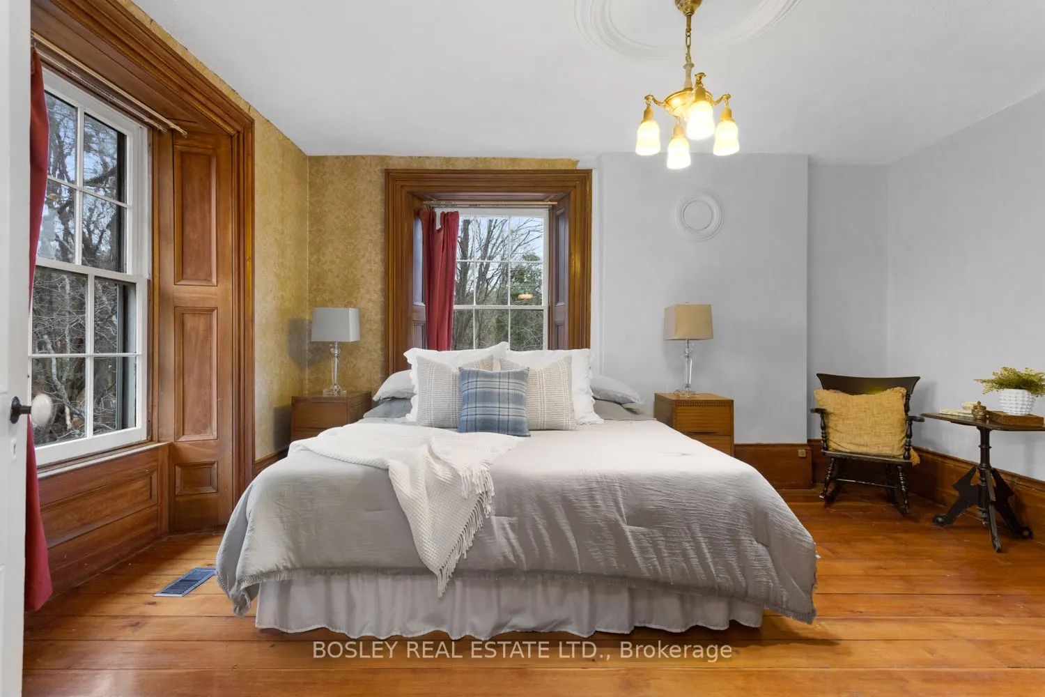 2247 Van Luven Road
