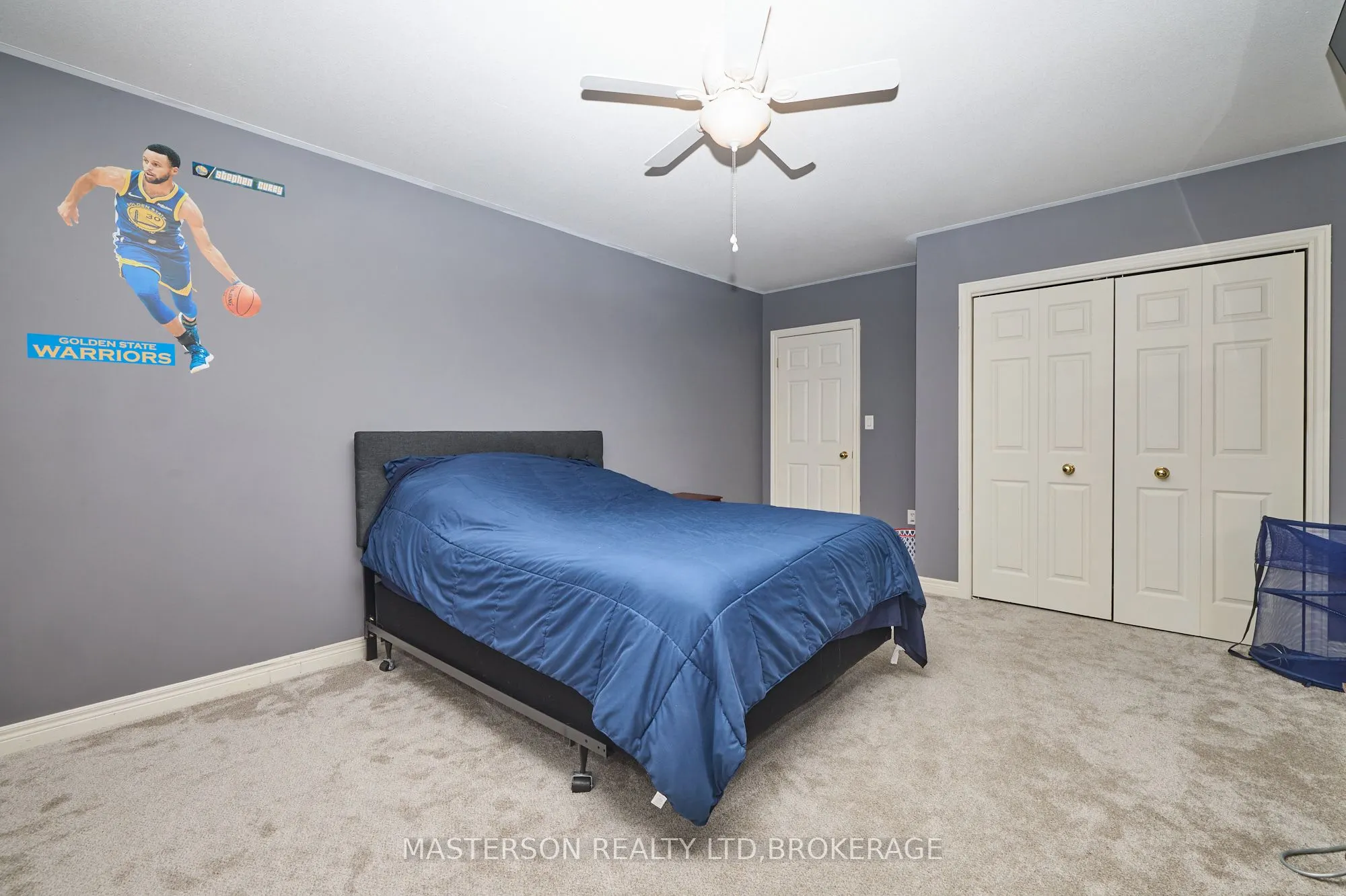 6906 Kelly Drive