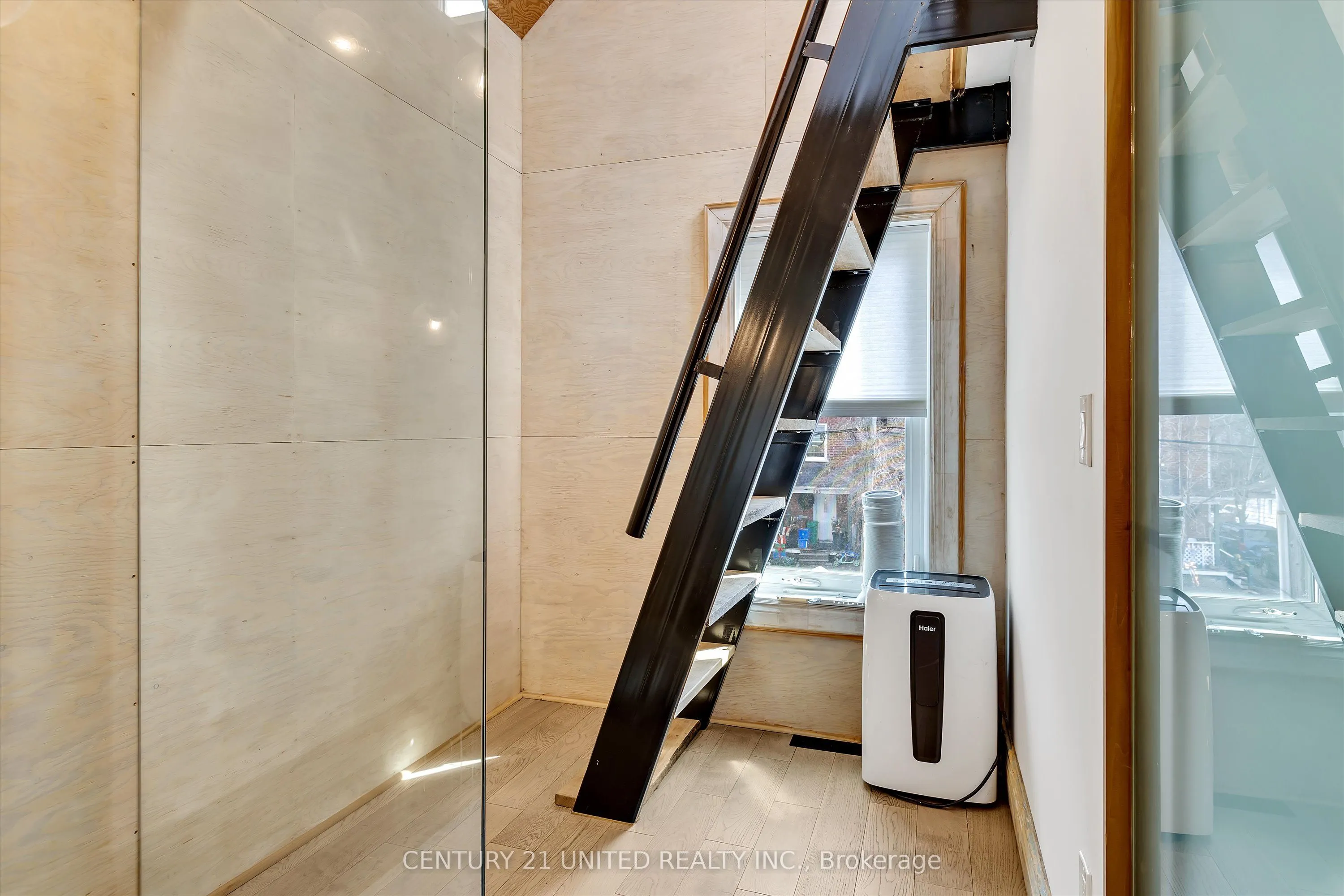 508 Sherbrooke Street