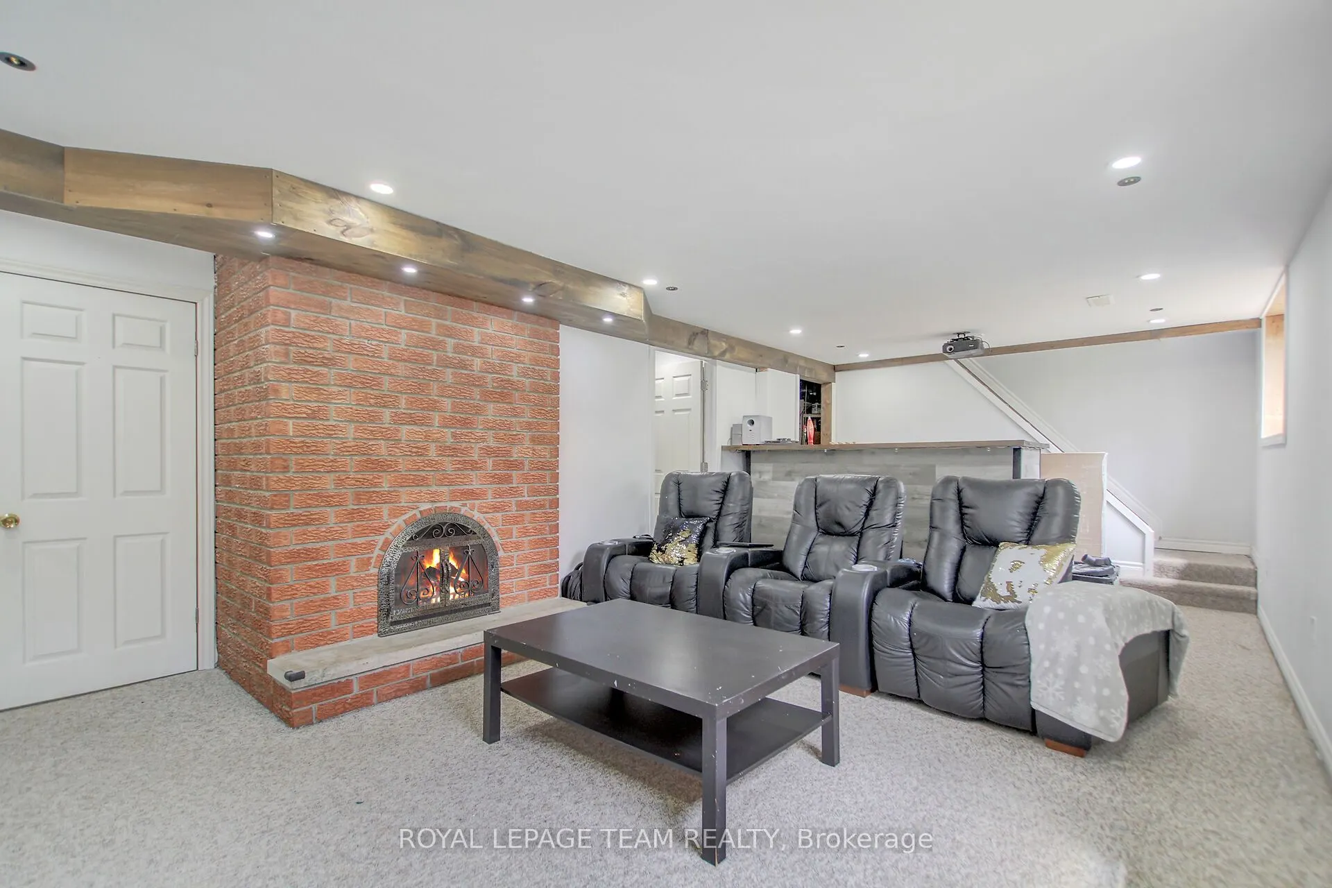 129 Spinnaker Way
