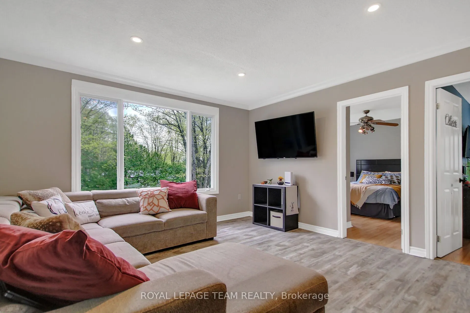 129 Spinnaker Way