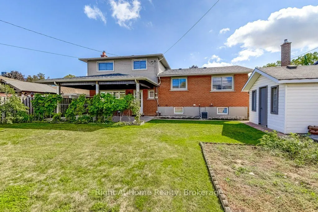 207 Montmorency Drive