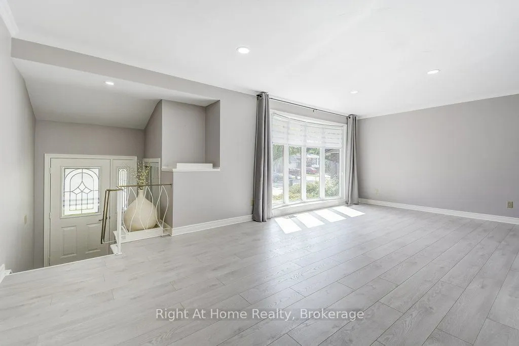 207 Montmorency Drive