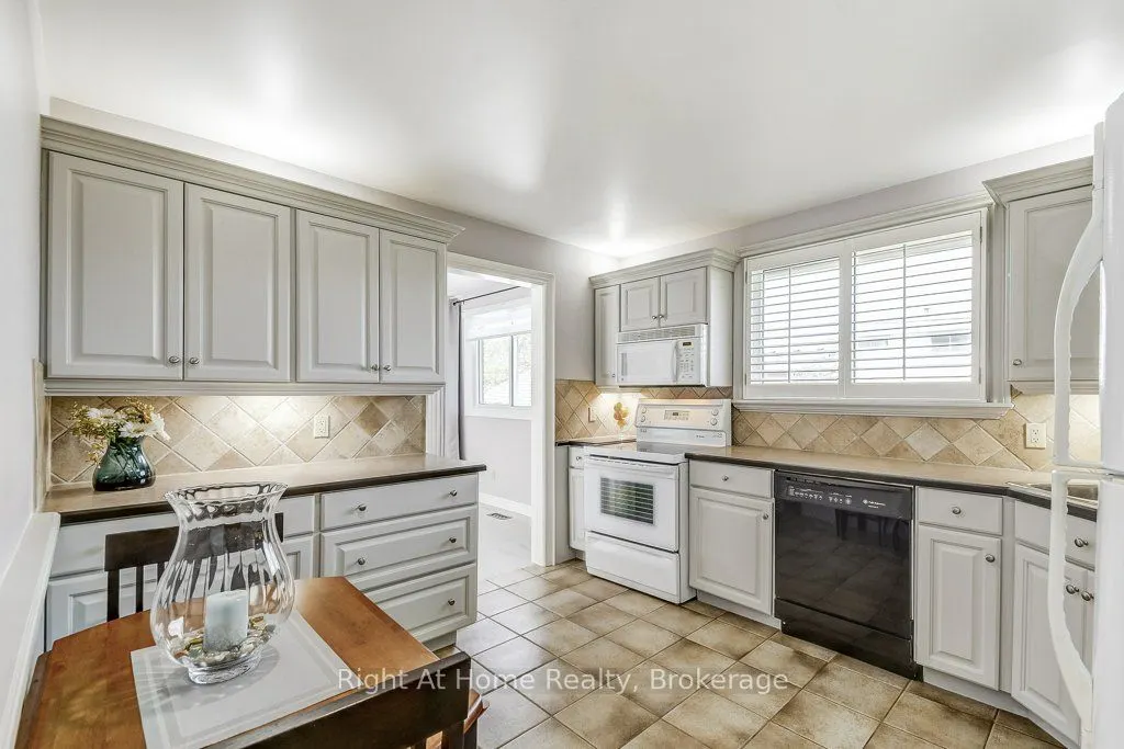 207 Montmorency Drive