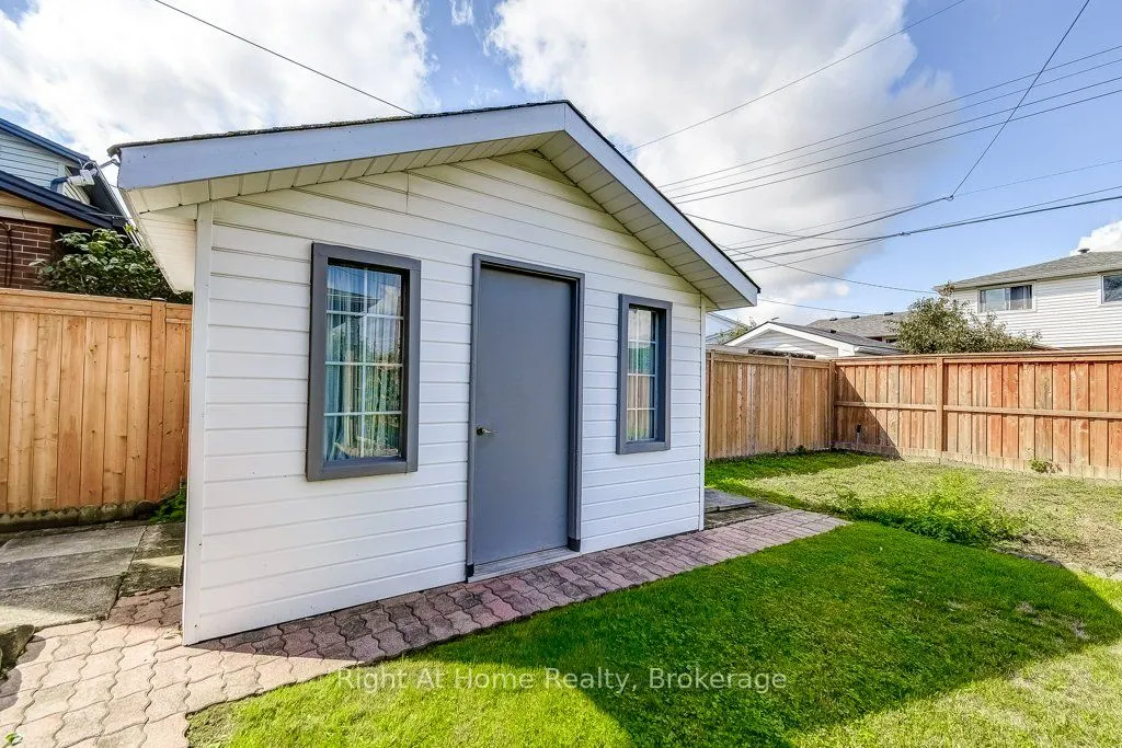 207 Montmorency Drive