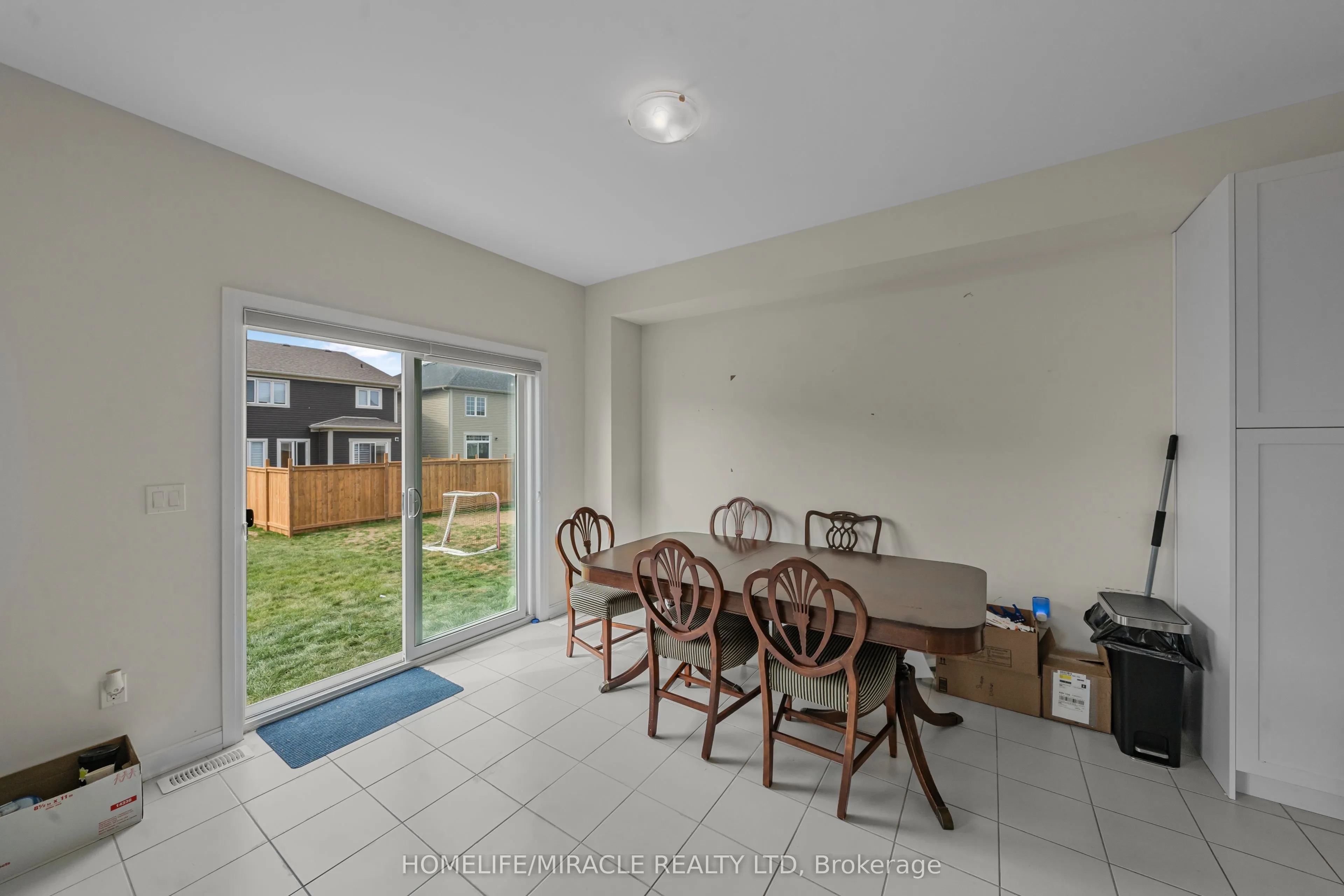 121 Oakmont Drive