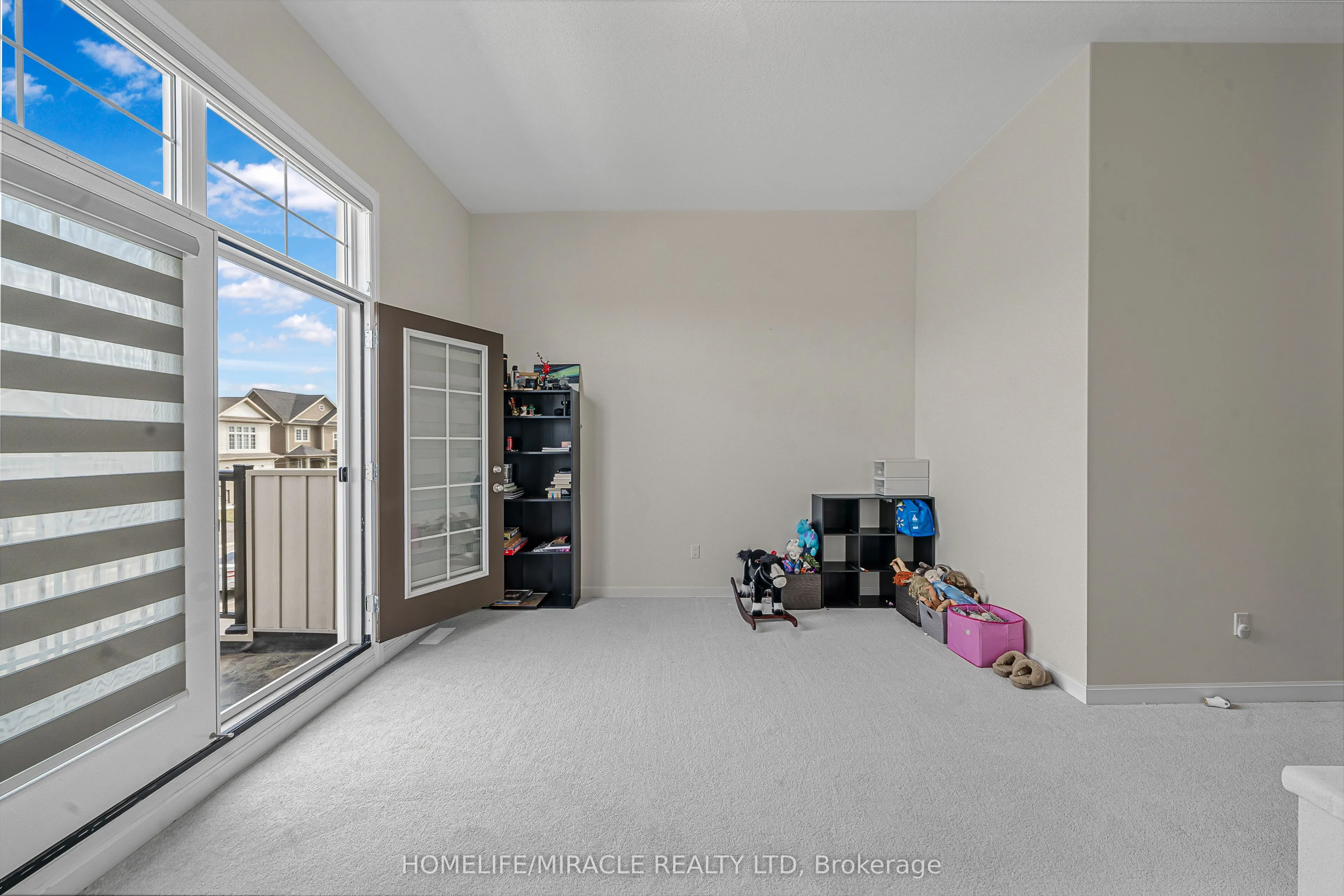 121 Oakmont Drive