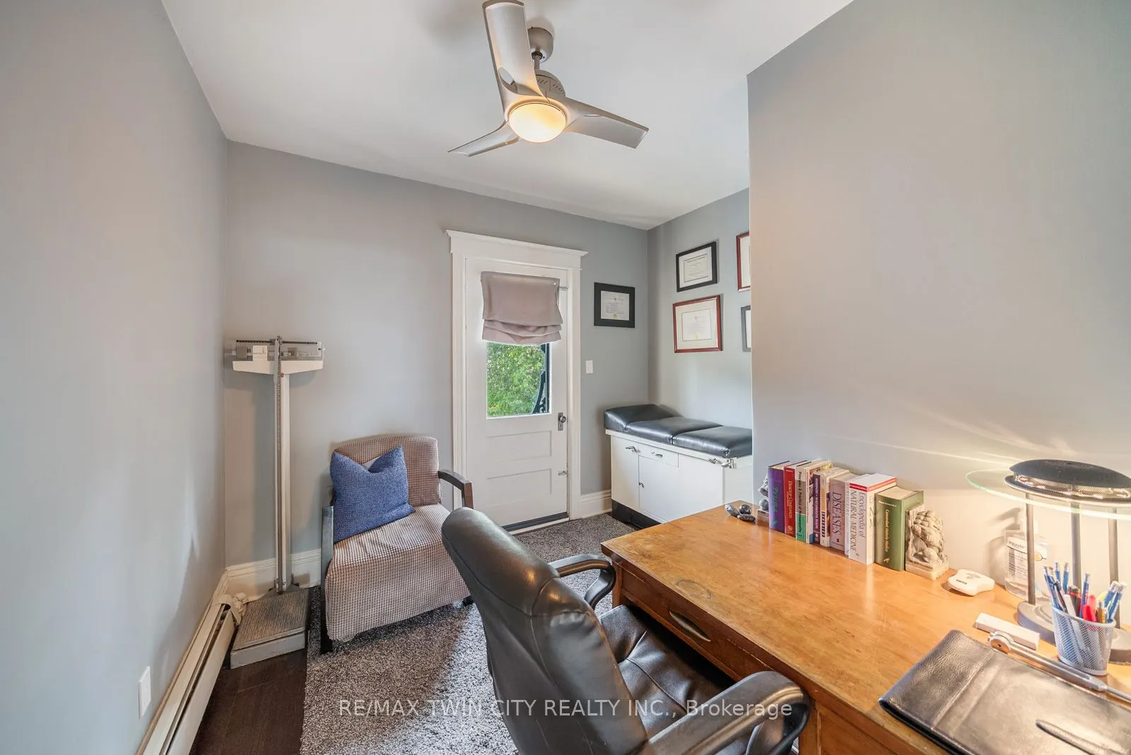 47 Mountain Park Avenue