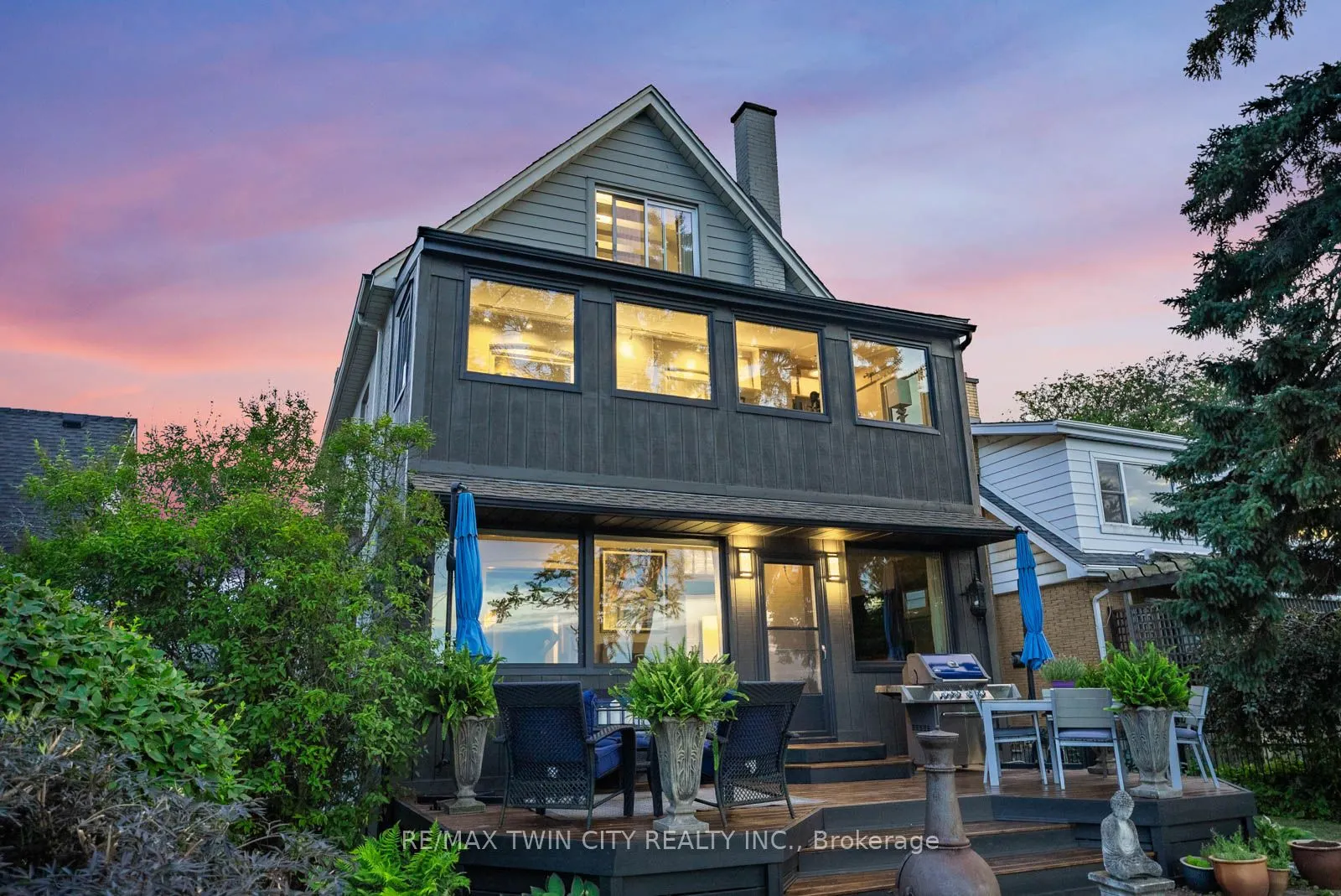 47 Mountain Park Avenue