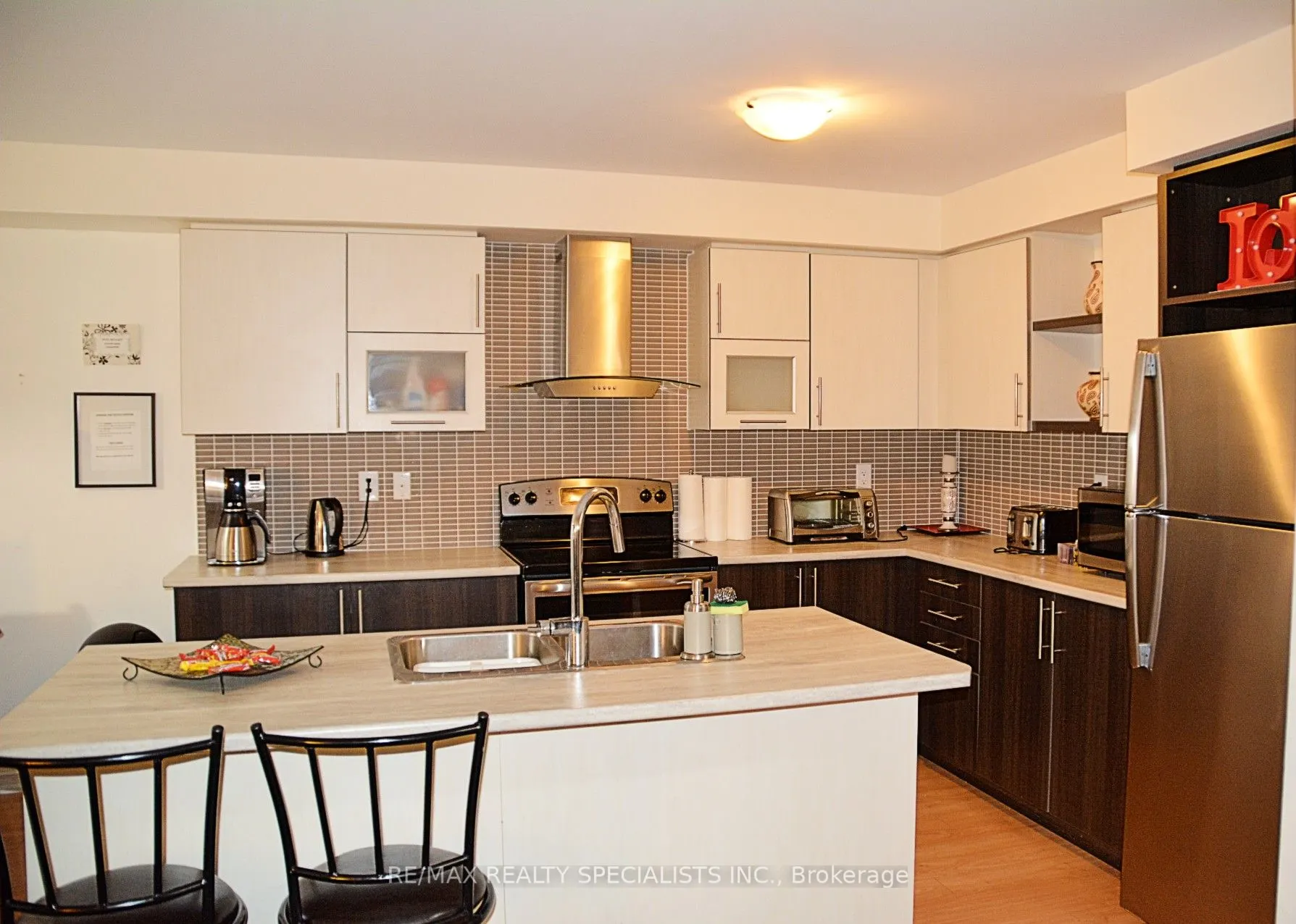 8685 Dogwood Crescent