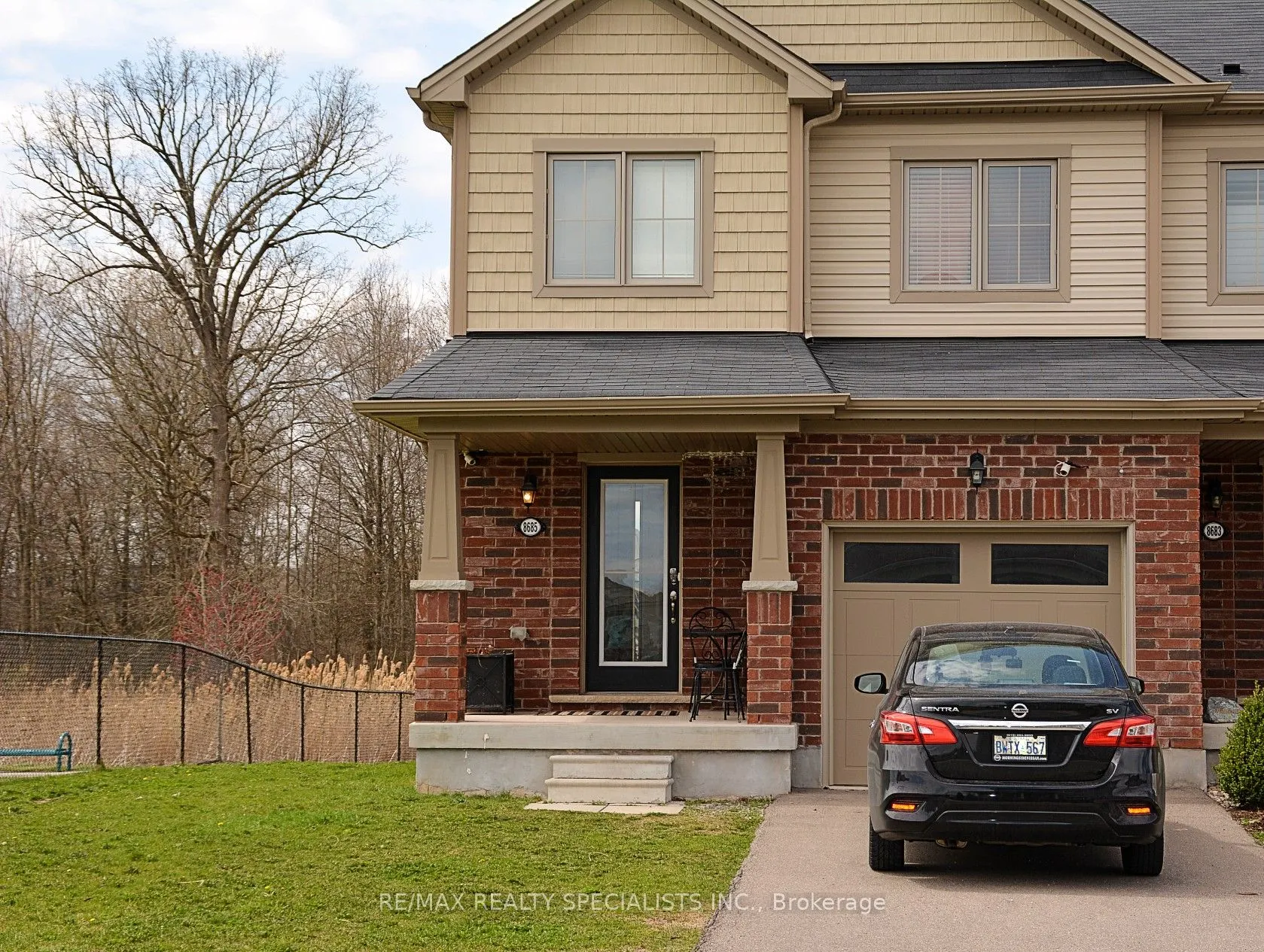 8685 Dogwood Crescent