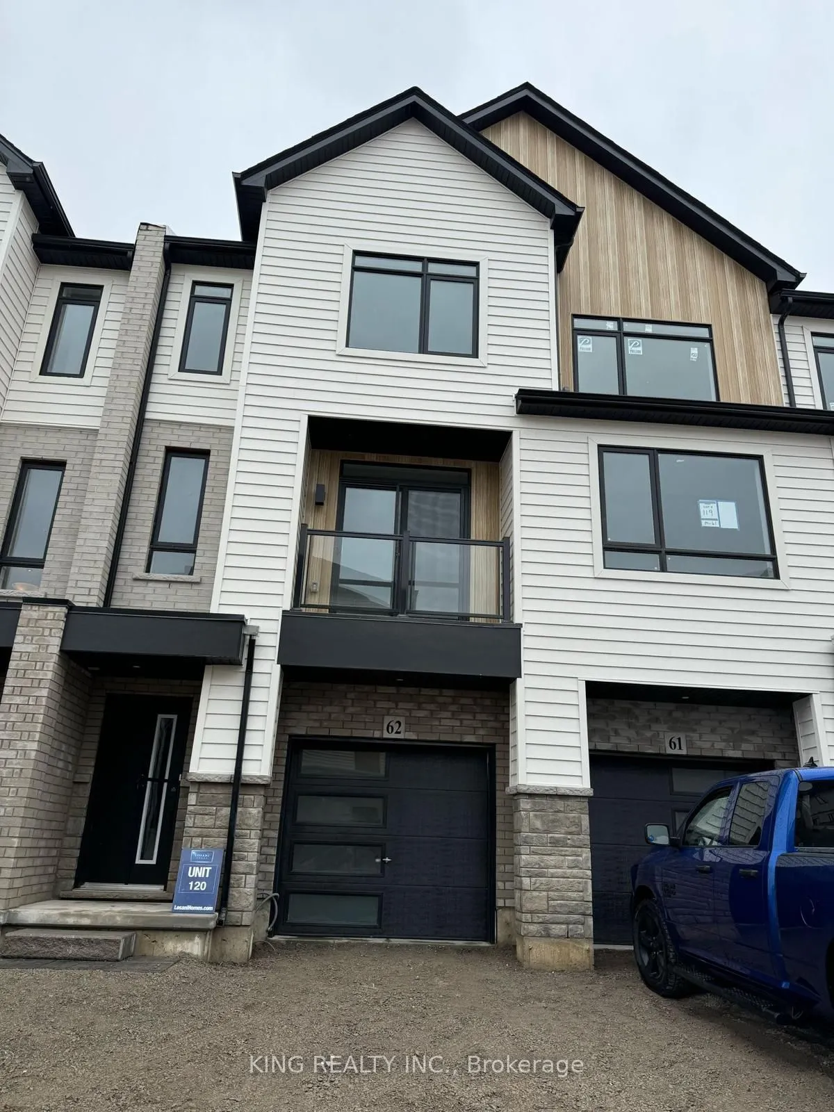 4040 Mountain Street, #62
