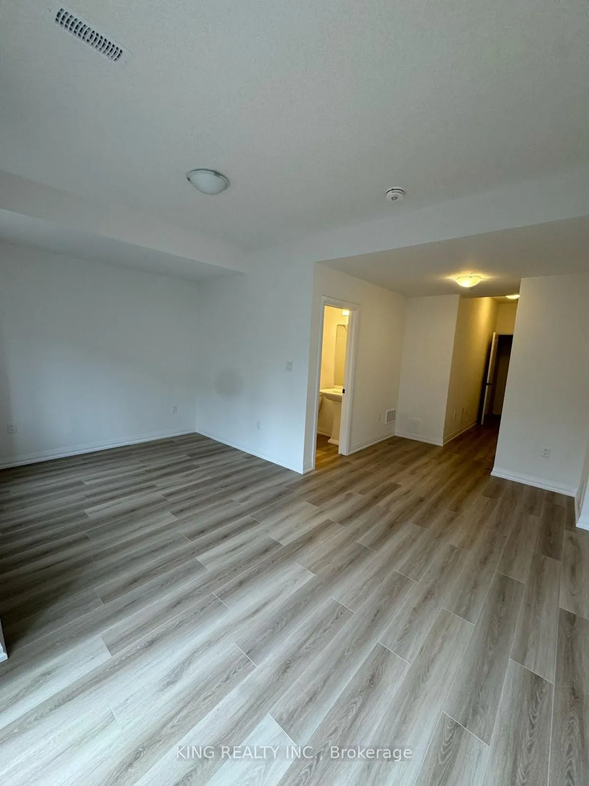 4040 Mountain Street, #62