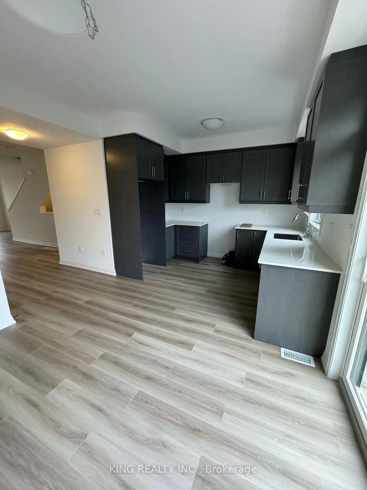 4040 Mountain Street, #62