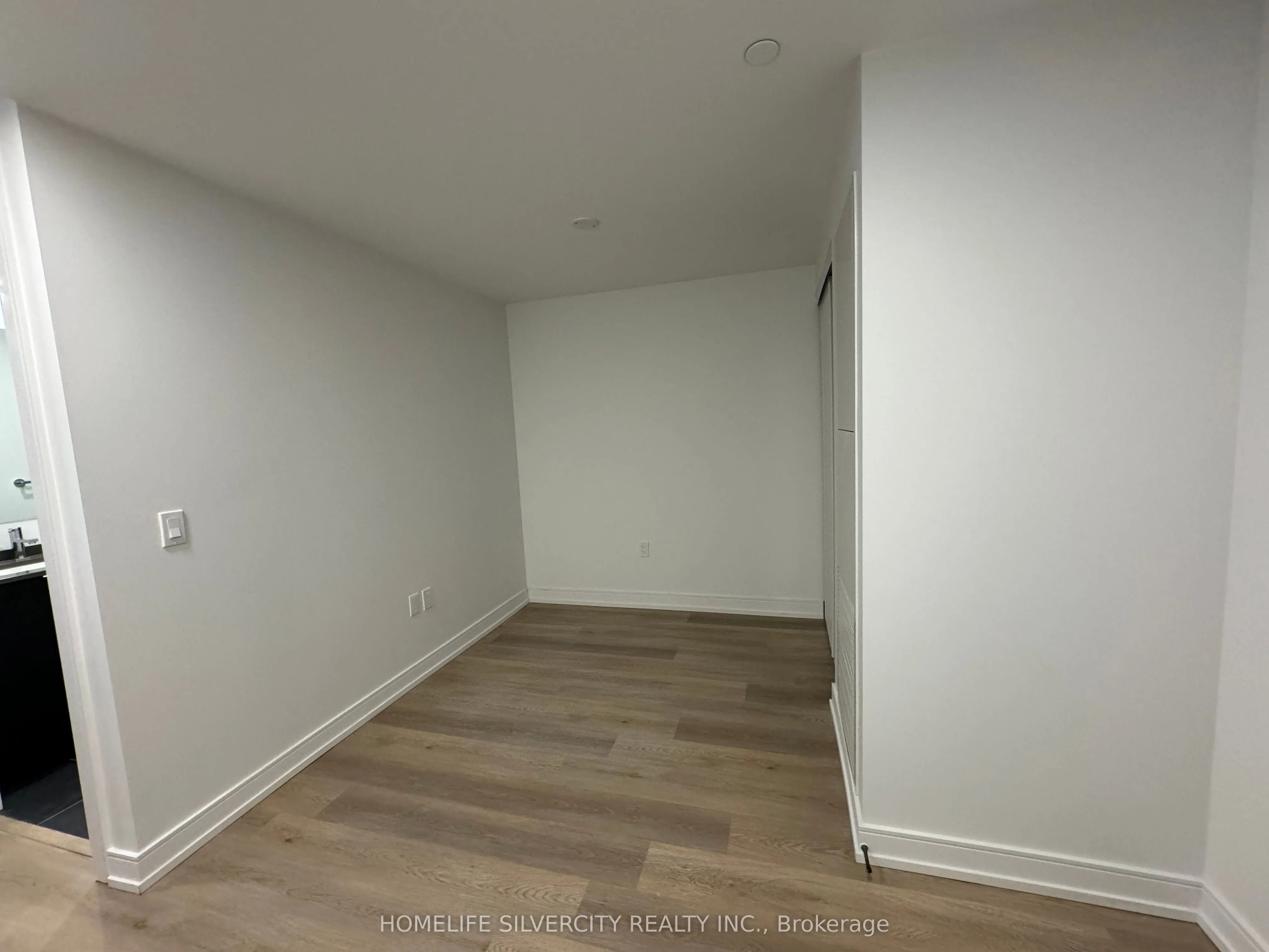 1 Jarvis Street, #406
