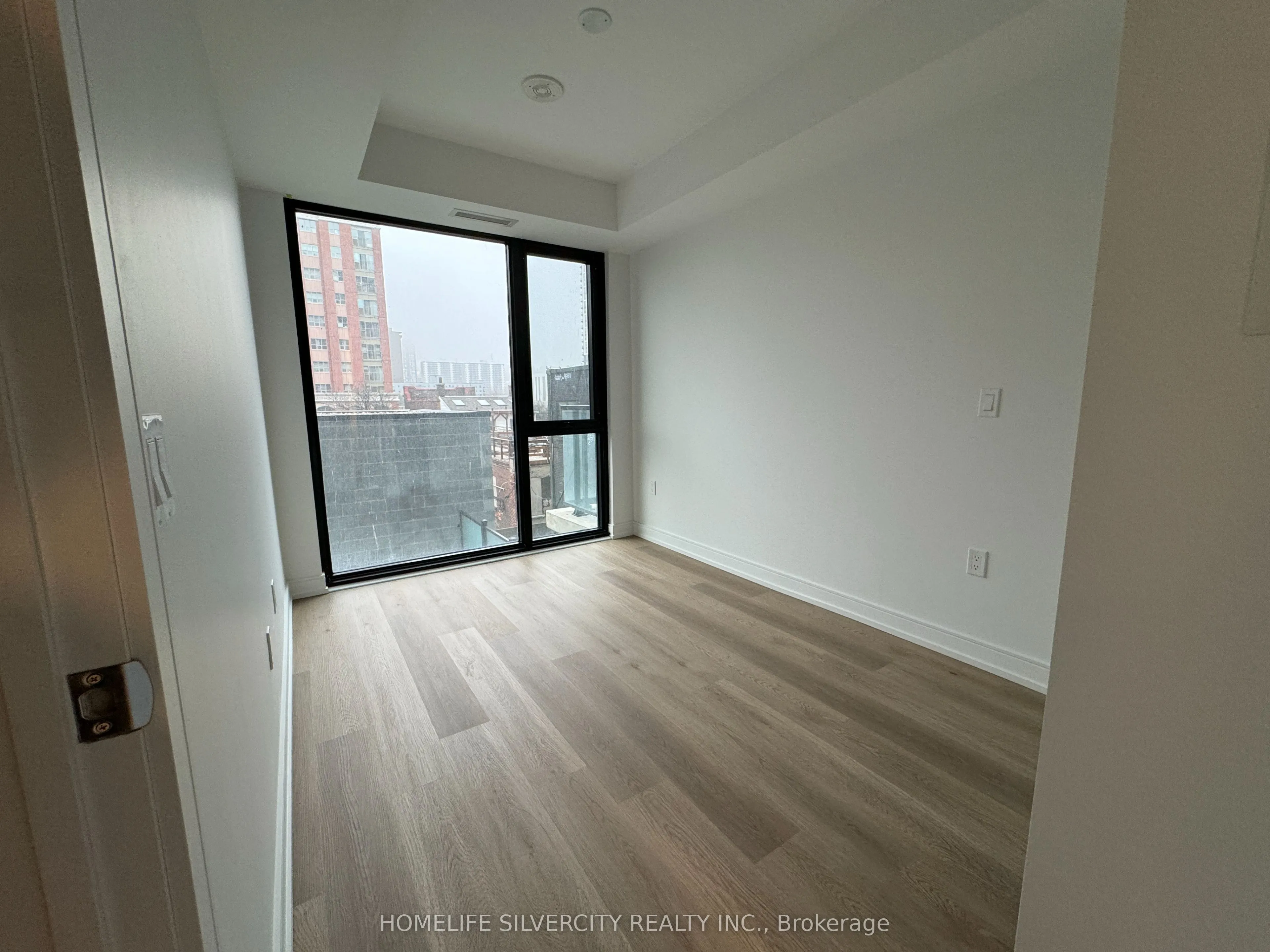 1 Jarvis Street, #406