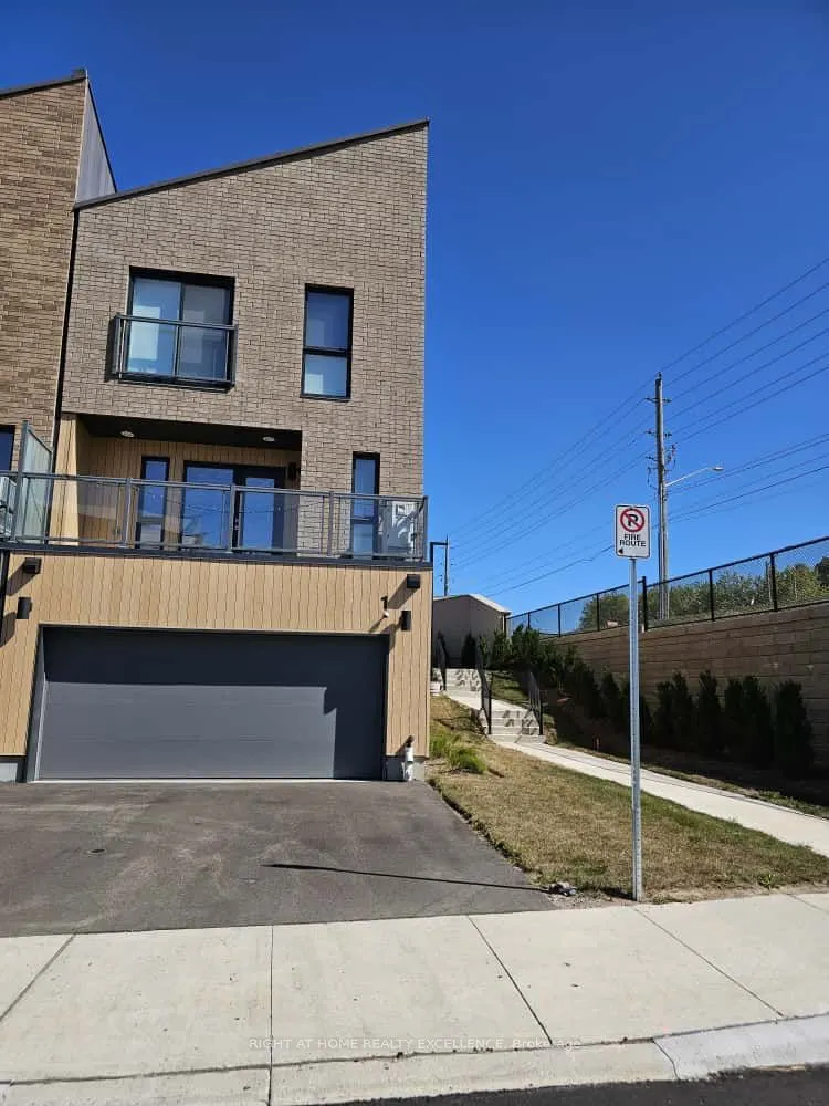 1 Benninger Drive, #1