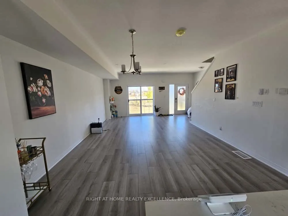 1 Benninger Drive, #1