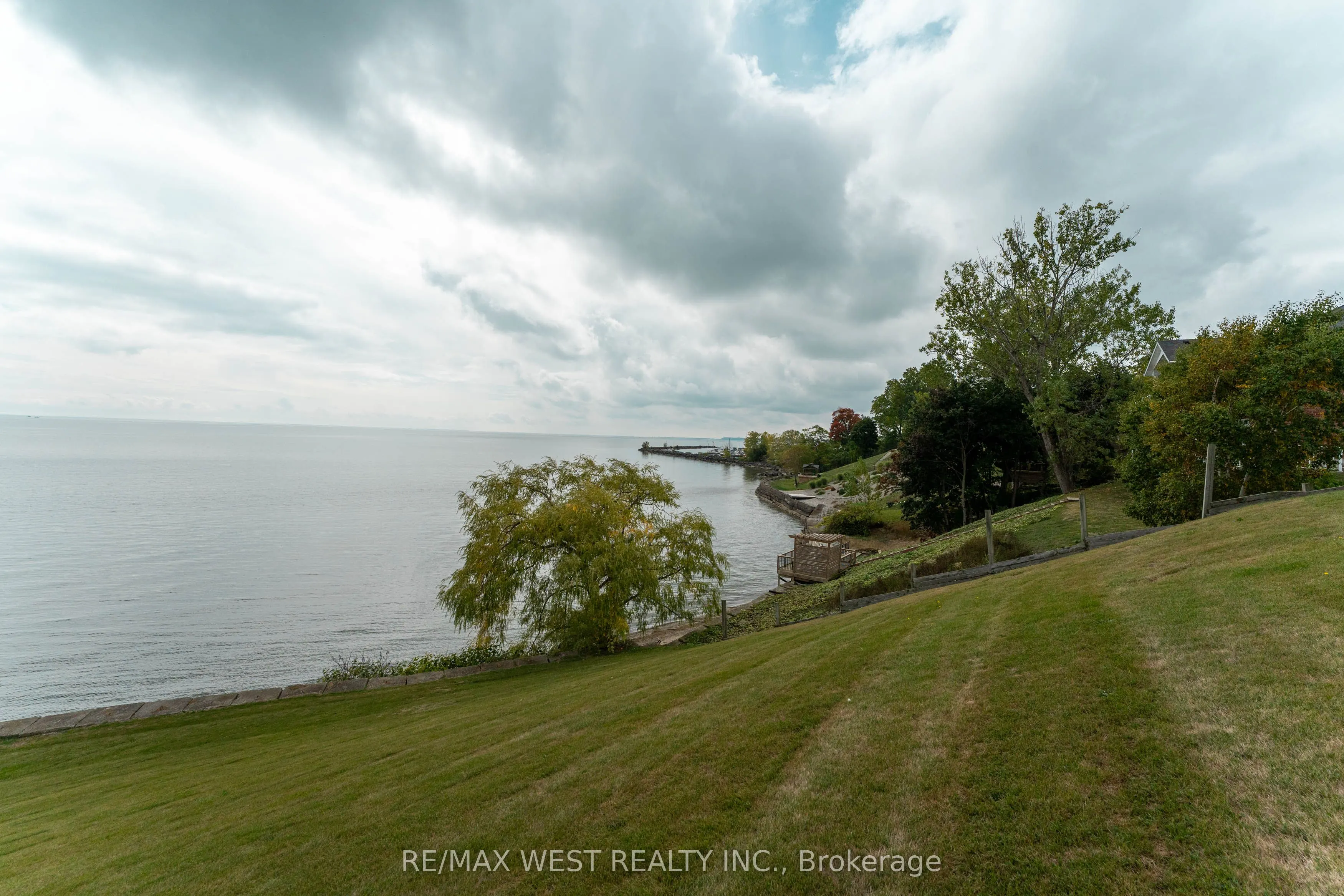 114 Brown Street, #3