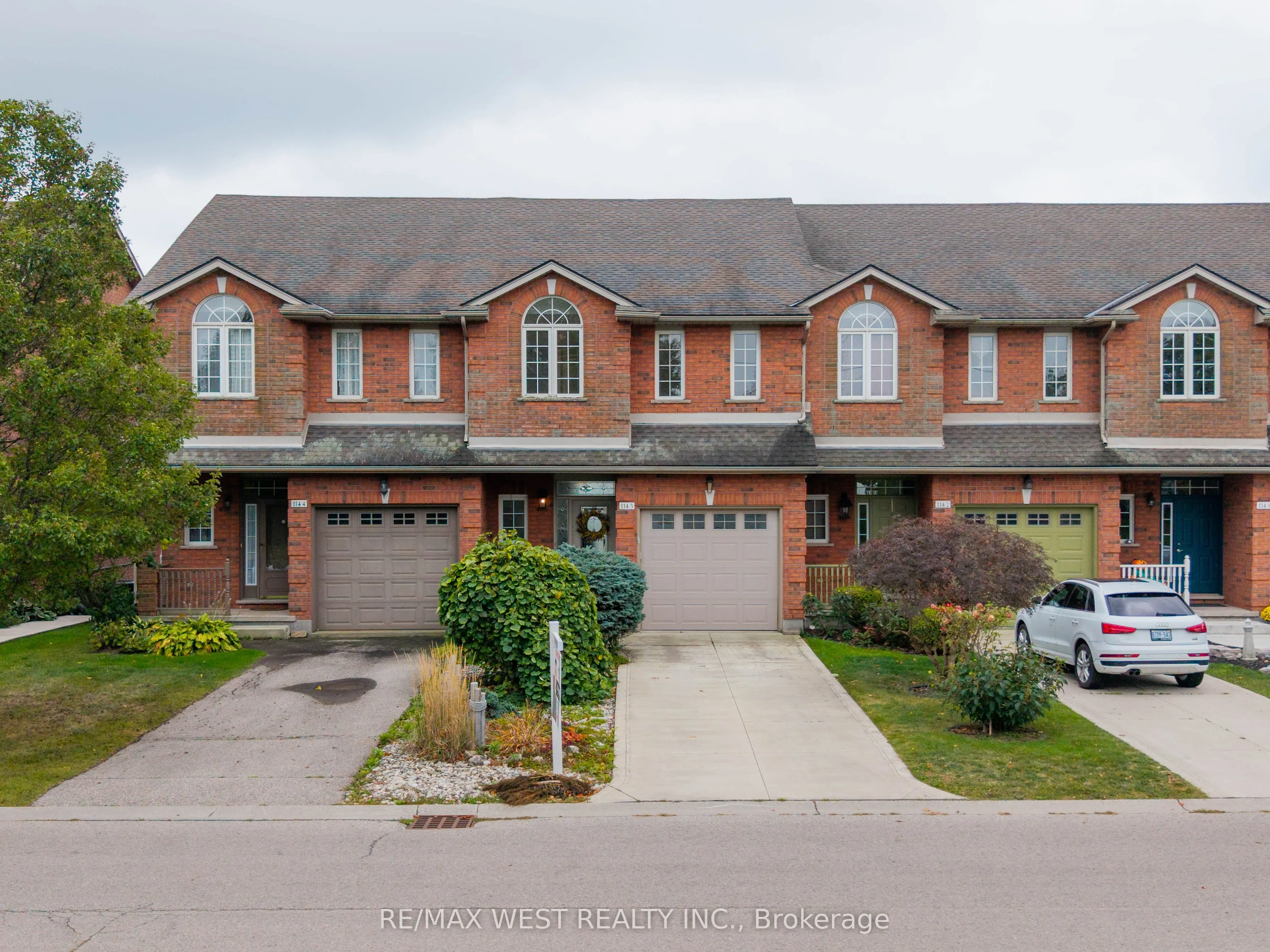114 Brown Street, #3