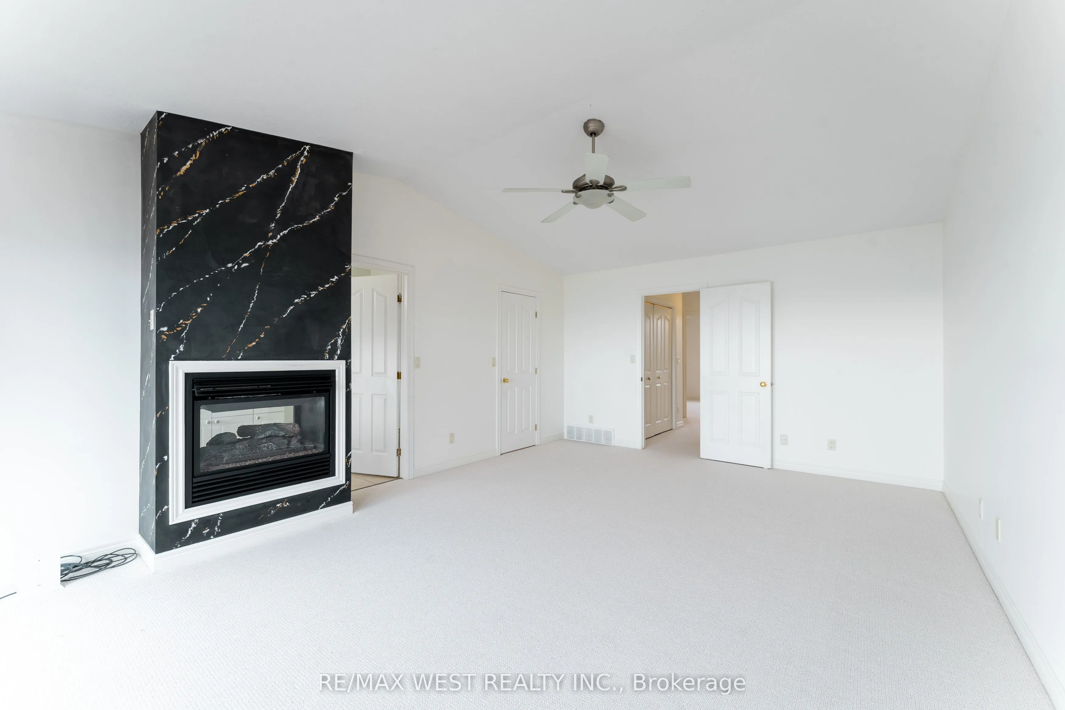 114 Brown Street, #3