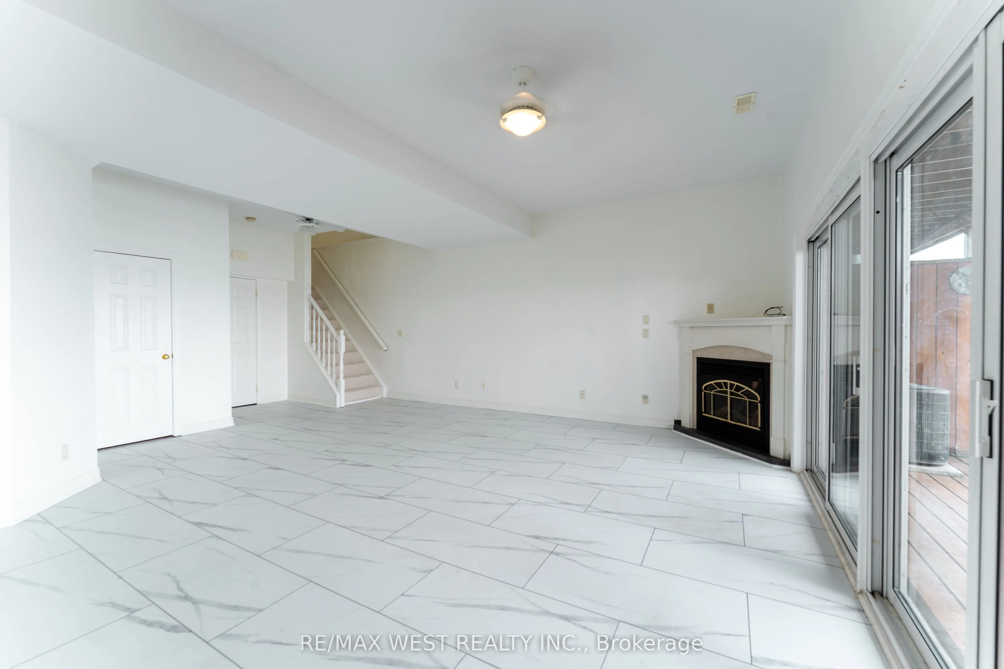114 Brown Street, #3